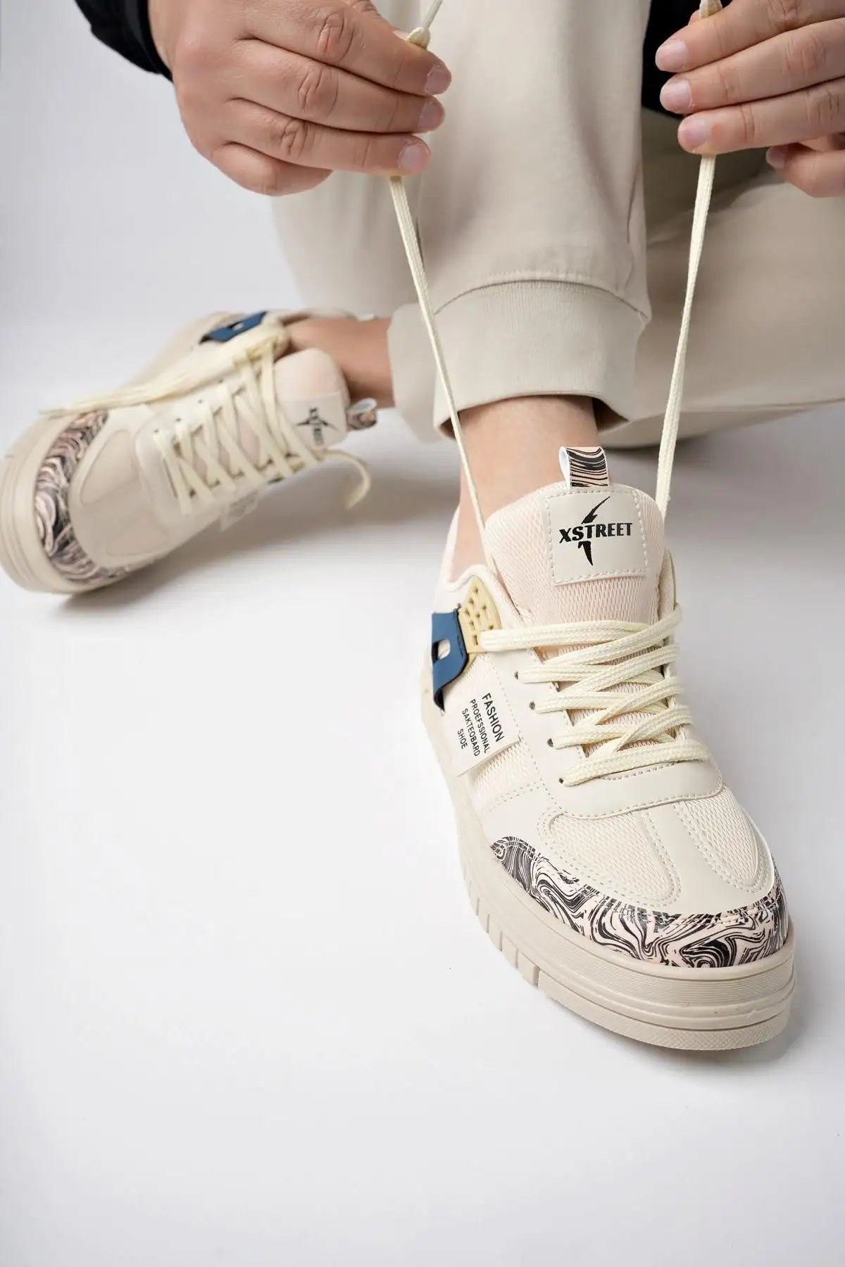 4921 کفش اسپرت یونیسکس کفش کتانی بدون لغزش - 20 4921 کفش اسپرت یونیسکس کفش کتانی بدون لغزش - 20