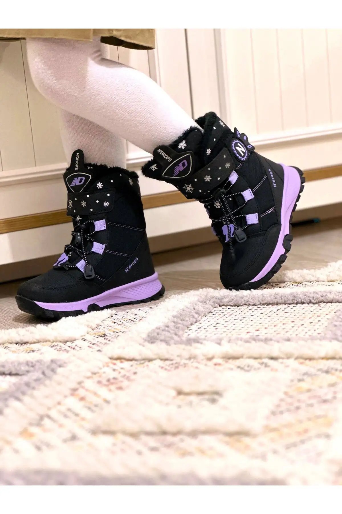 چکمه دخترانه خز یاس بنفش مشکی زیره نوار بدون لغزش ارتوپدی - 192 چکمه دخترانه خز یاس بنفش مشکی زیره نوار بدون لغزش ارتوپدی - 192