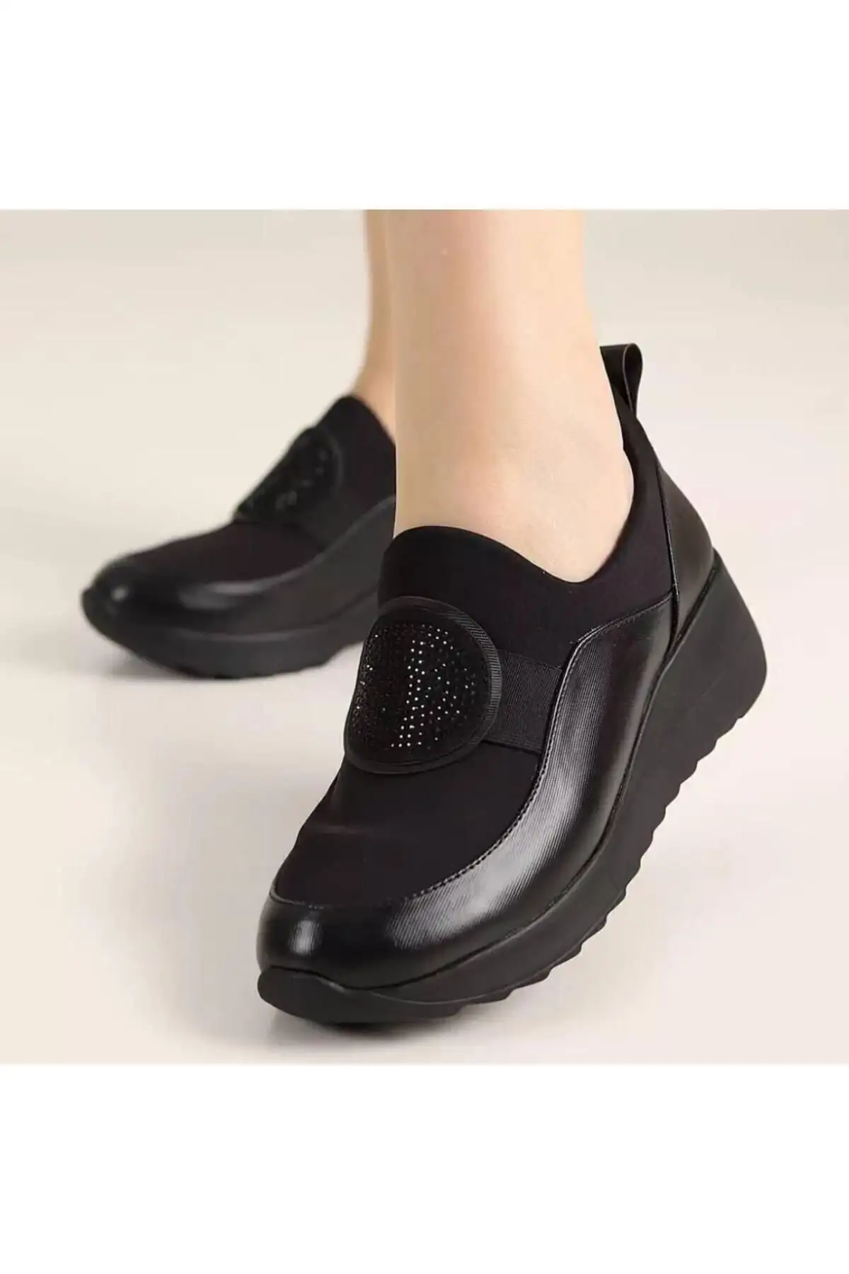 کفش راحتی زنانه مشکی کفش ارتوپدی کفش زنانه سبک وزن کفش مادر ارتوپدی کامل - 1234 کفش راحتی زنانه مشکی کفش ارتوپدی کفش زنانه سبک وزن کفش مادر ارتوپدی کامل - 1234