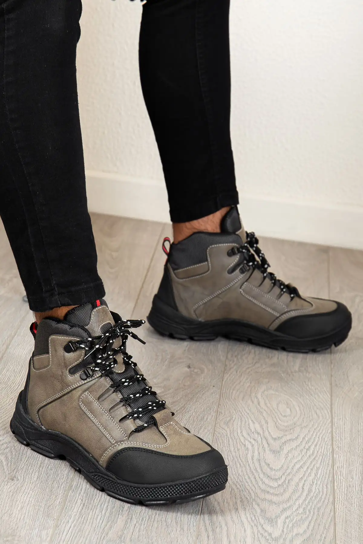 چکمه مردانه ضد سرما محصول تضمینی D00201 - 61 چکمه مردانه ضد سرما محصول تضمینی D00201 - 61