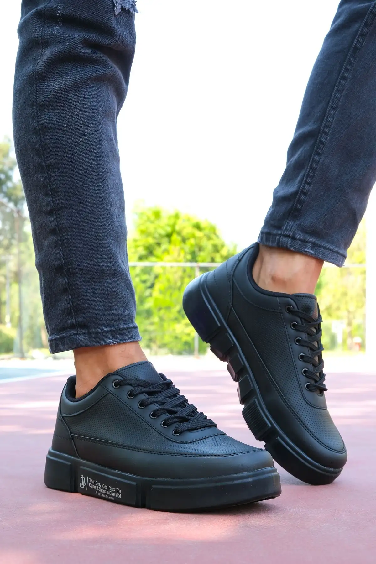 کفش ورزشی مردانه مشکی 0012X20 - 540