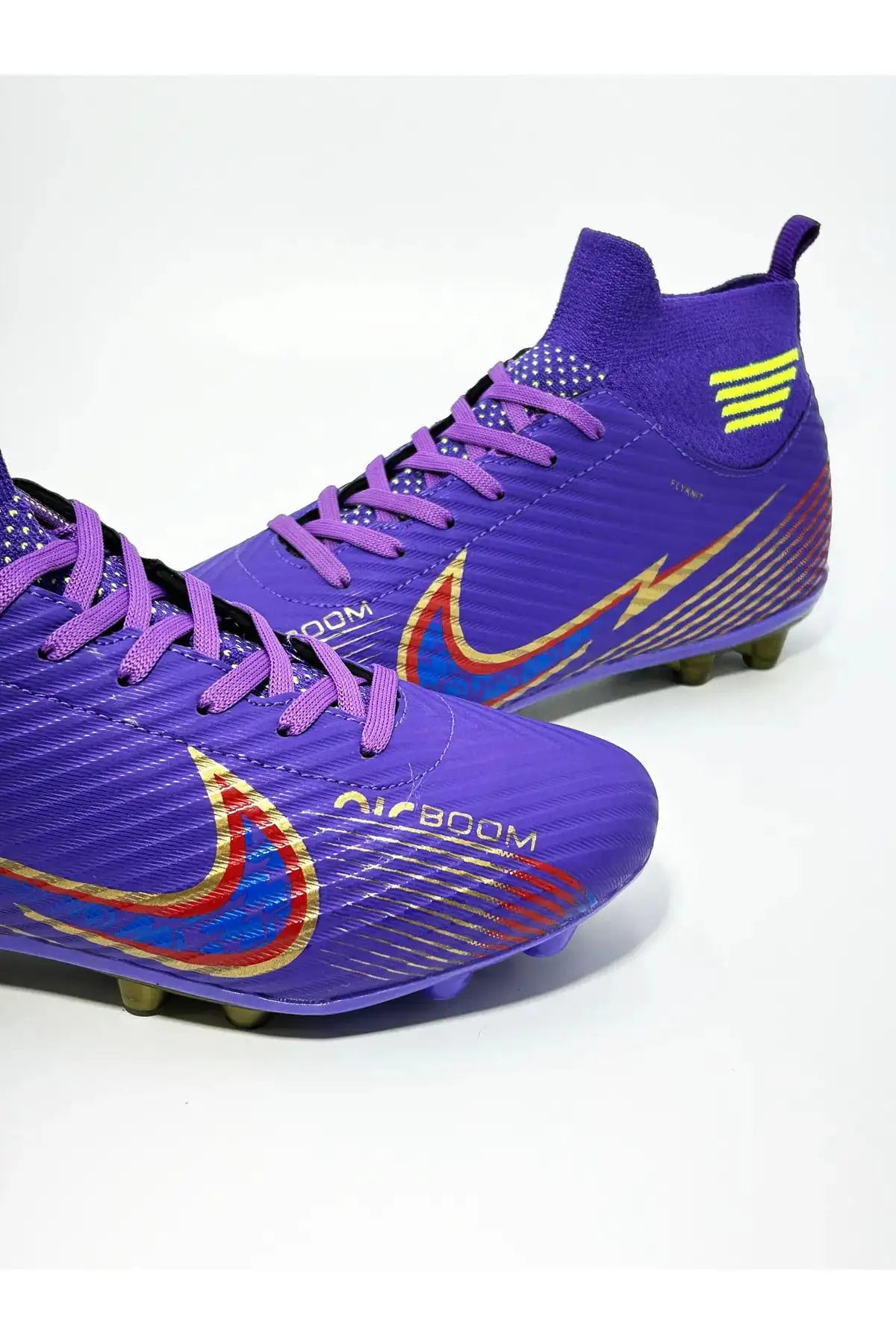 گیره فوتبال چمن با جوراب نارنجی مشکی - 879 گیره فوتبال چمن با جوراب نارنجی مشکی - 879