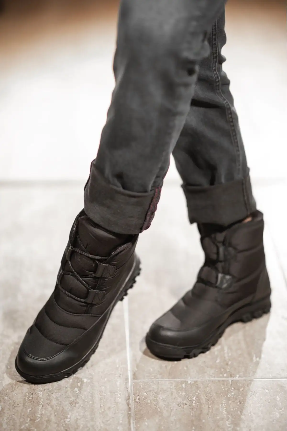 چکمه های برفی توری مشکی مردانه - 1016 چکمه های برفی توری مشکی مردانه - 1016