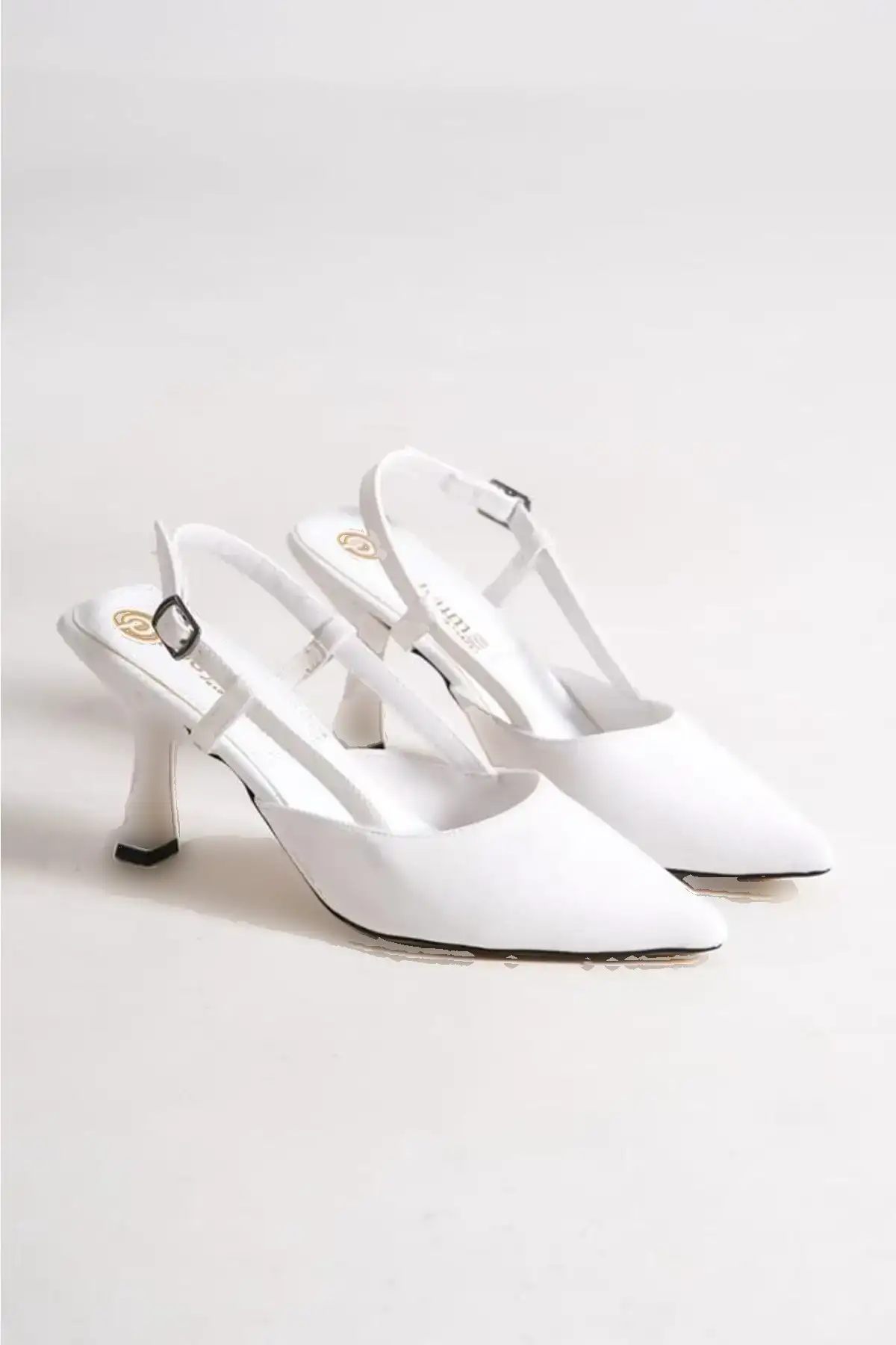 کفش پاشنه دار زنانه پاشنه سگک دار پشت باز 9 سانتی متر - 460 کفش پاشنه دار زنانه پاشنه سگک دار پشت باز 9 سانتی متر - 460