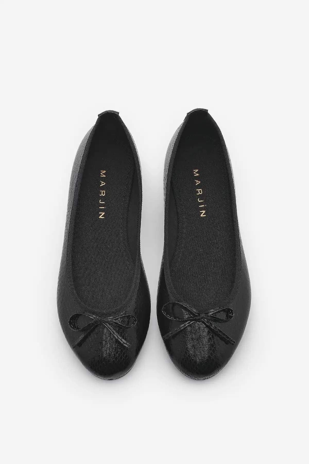 کفش بالرین زنانه با پنجه گرد بالرینا فلت آدوسا سیاه - 831 کفش بالرین زنانه با پنجه گرد بالرینا فلت آدوسا سیاه - 831