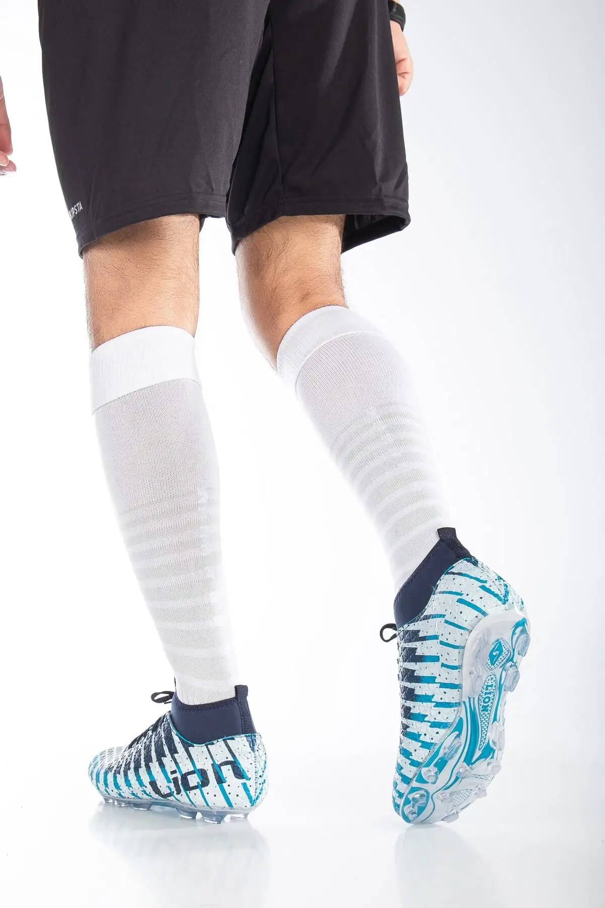 جوراب یونیسکس چکمه های فوتبال فیروزه ای آبی سرمه ای - 866 جوراب یونیسکس چکمه های فوتبال فیروزه ای آبی سرمه ای - 866