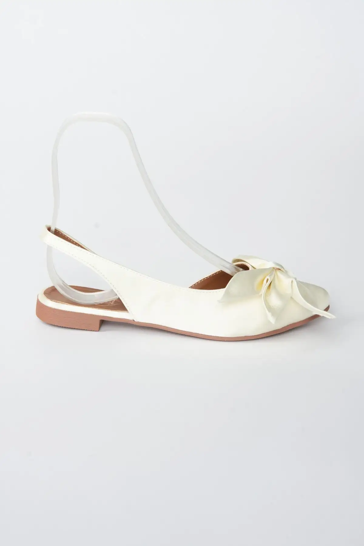 کفش تخت زنانه بژ H726809004 - 833 کفش تخت زنانه بژ H726809004 - 833