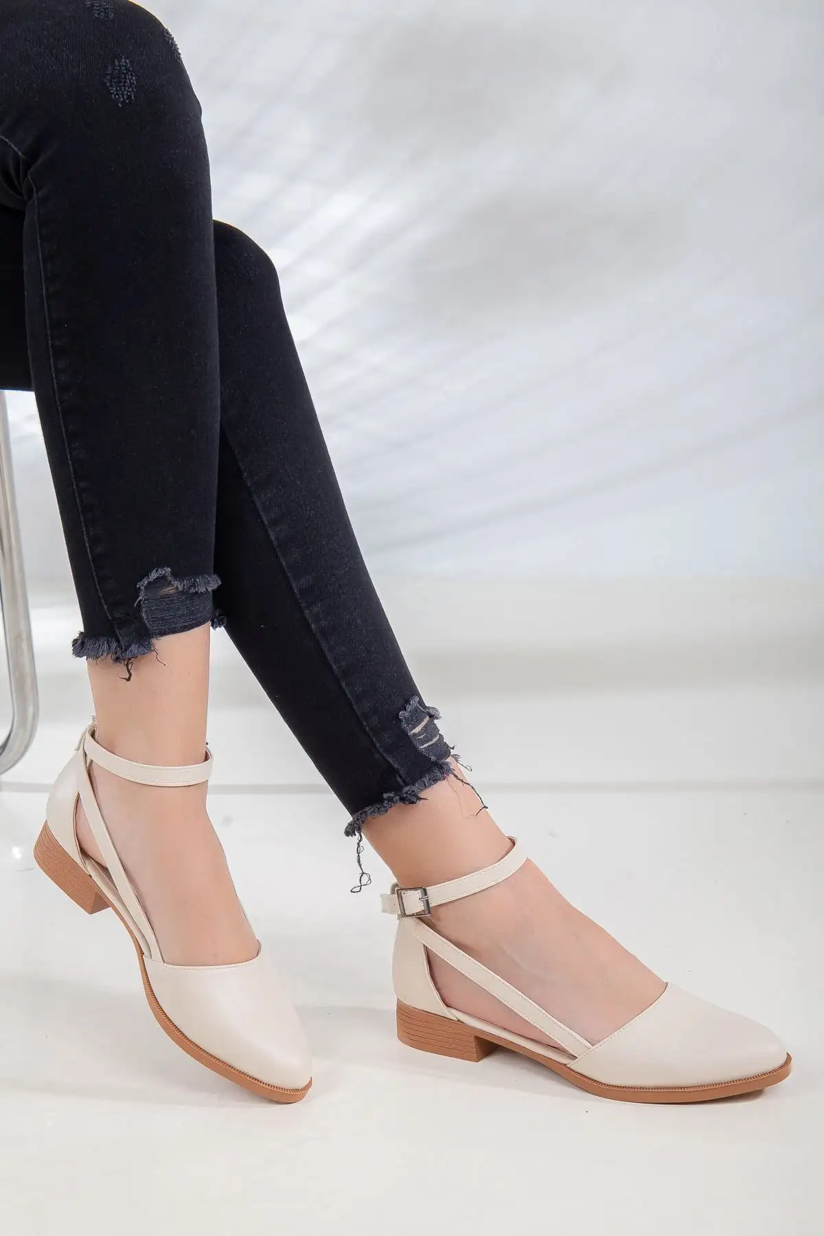 کفش پاشنه بلند راینا بژ - 1308