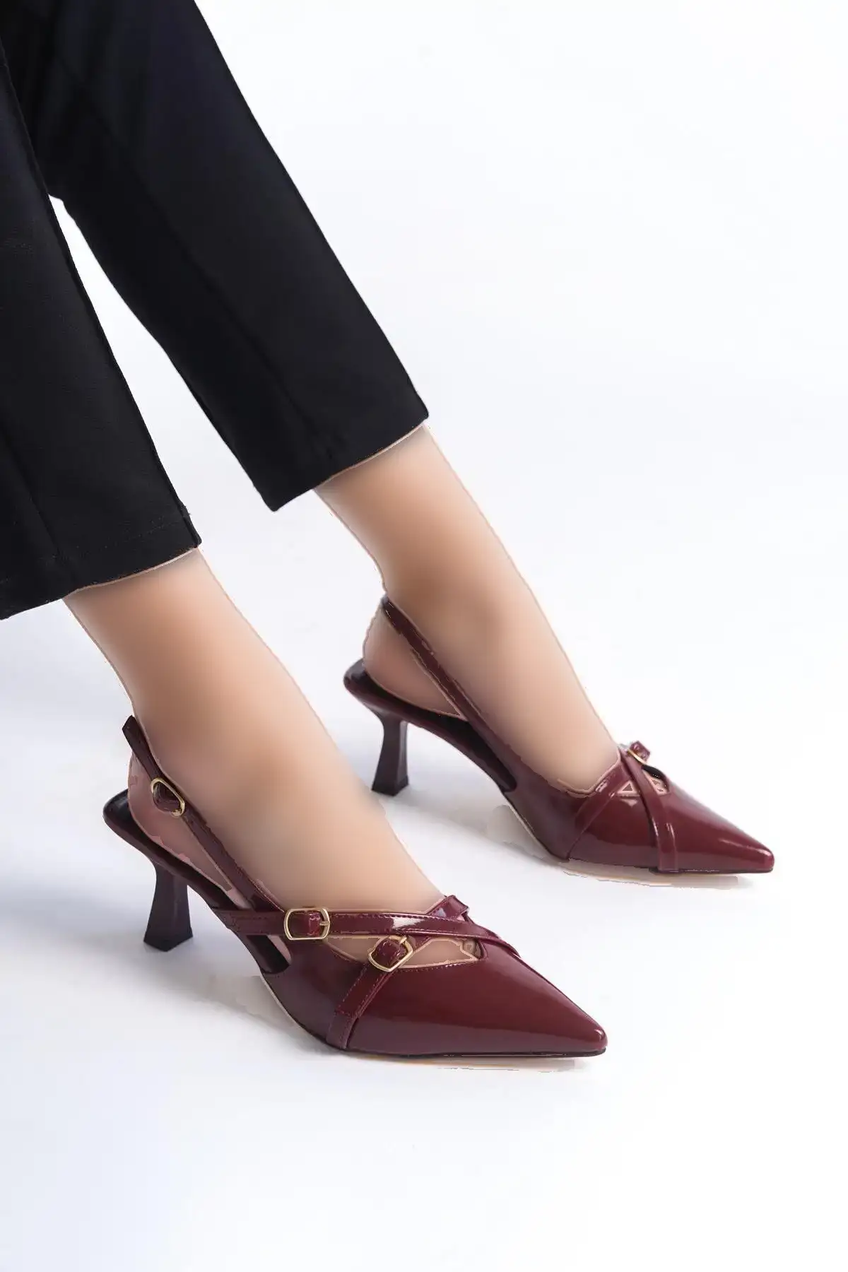 گیلاس قرمز Claret قرمز لاکی چرم نوک تیز سگک کفش پاشنه دار - 424 گیلاس قرمز Claret قرمز لاکی چرم نوک تیز سگک کفش پاشنه دار - 424