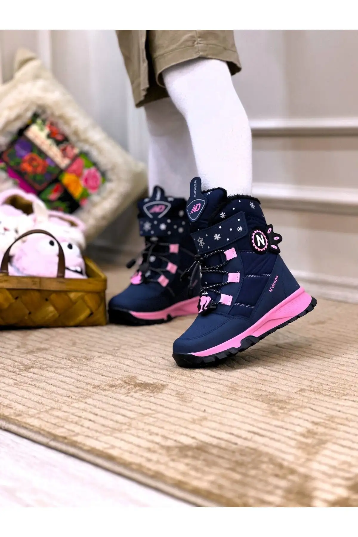 چکمه دخترانه خز صورتی آبی سرمه ای داخل نوار چسب کفی ضد لغزش ارتوپدی - 202 چکمه دخترانه خز صورتی آبی سرمه ای داخل نوار چسب کفی ضد لغزش ارتوپدی - 202