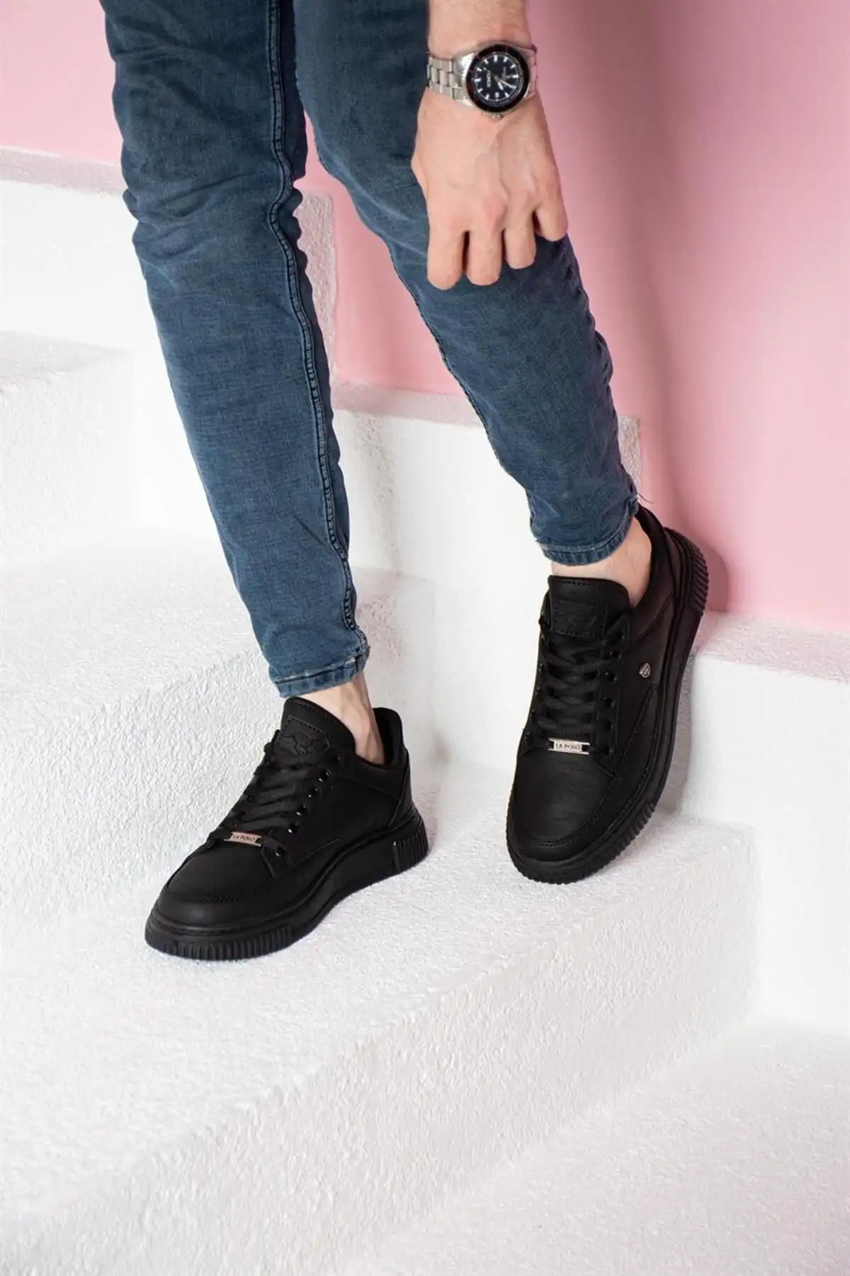 039 کفش اسپرت مردانه بند دار زیره مشکی رنگ مشکی - 477 039 کفش اسپرت مردانه بند دار زیره مشکی رنگ مشکی - 477