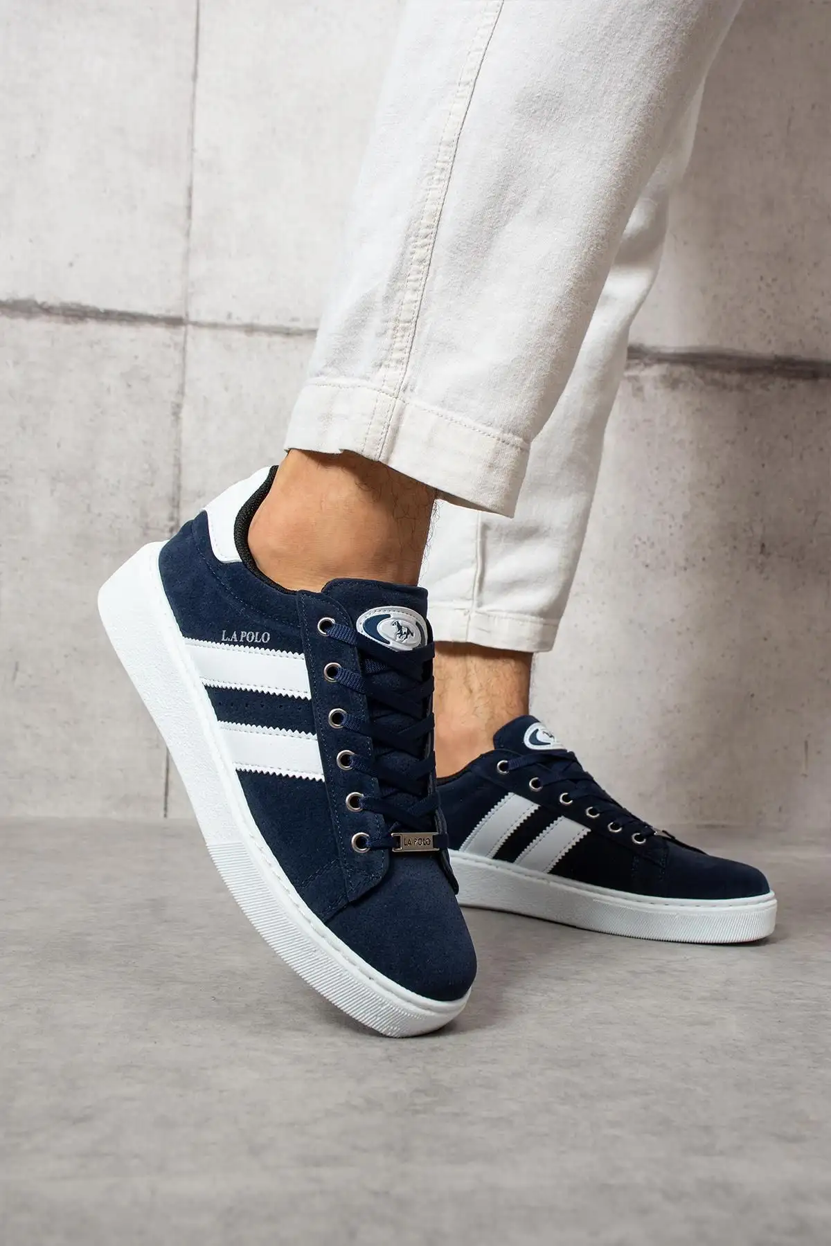 503 رنگ آبی سرمه ای زیره سفید بند کفش اسپرت مردانه کژوال جیر - 268 503 رنگ آبی سرمه ای زیره سفید بند کفش اسپرت مردانه کژوال جیر - 268