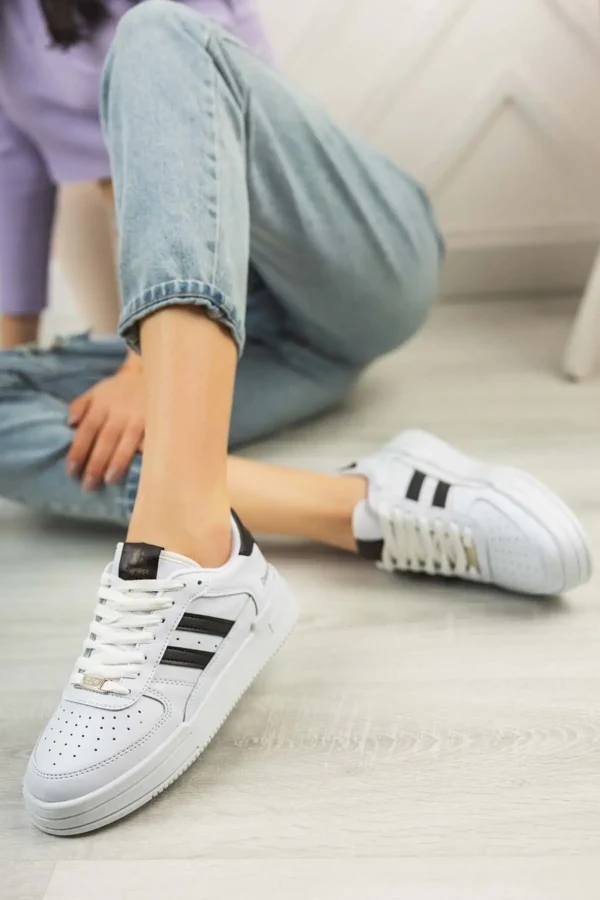 کفش ورزشی کتانی سبک انعطاف پذیر ارتوپدی تضمینی Unisex سفید مشکی - 537