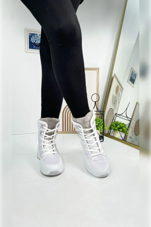 چکمه های برفی خزدار زنانه Daily White Bootie 815 - 1000 کف ضخیم زیپ دار بنددار