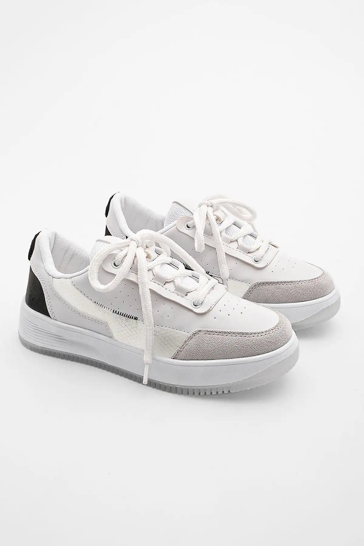 کفش کتانی زنانه زیره بلند اسپرت Loske مشکی - 332 کفش کتانی زنانه زیره بلند اسپرت Loske مشکی - 332