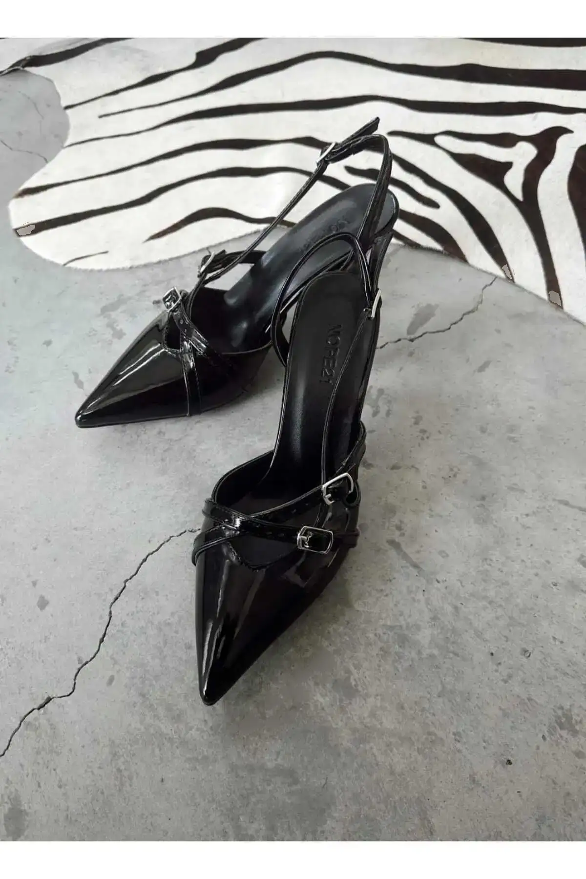 استایلتو چرمی مشکی زنانه - 430 استایلتو چرمی مشکی زنانه - 430