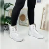چکمه های برفی خزدار زنانه Daily White Bootie 815 - 1000 کف ضخیم زیپ دار بنددار