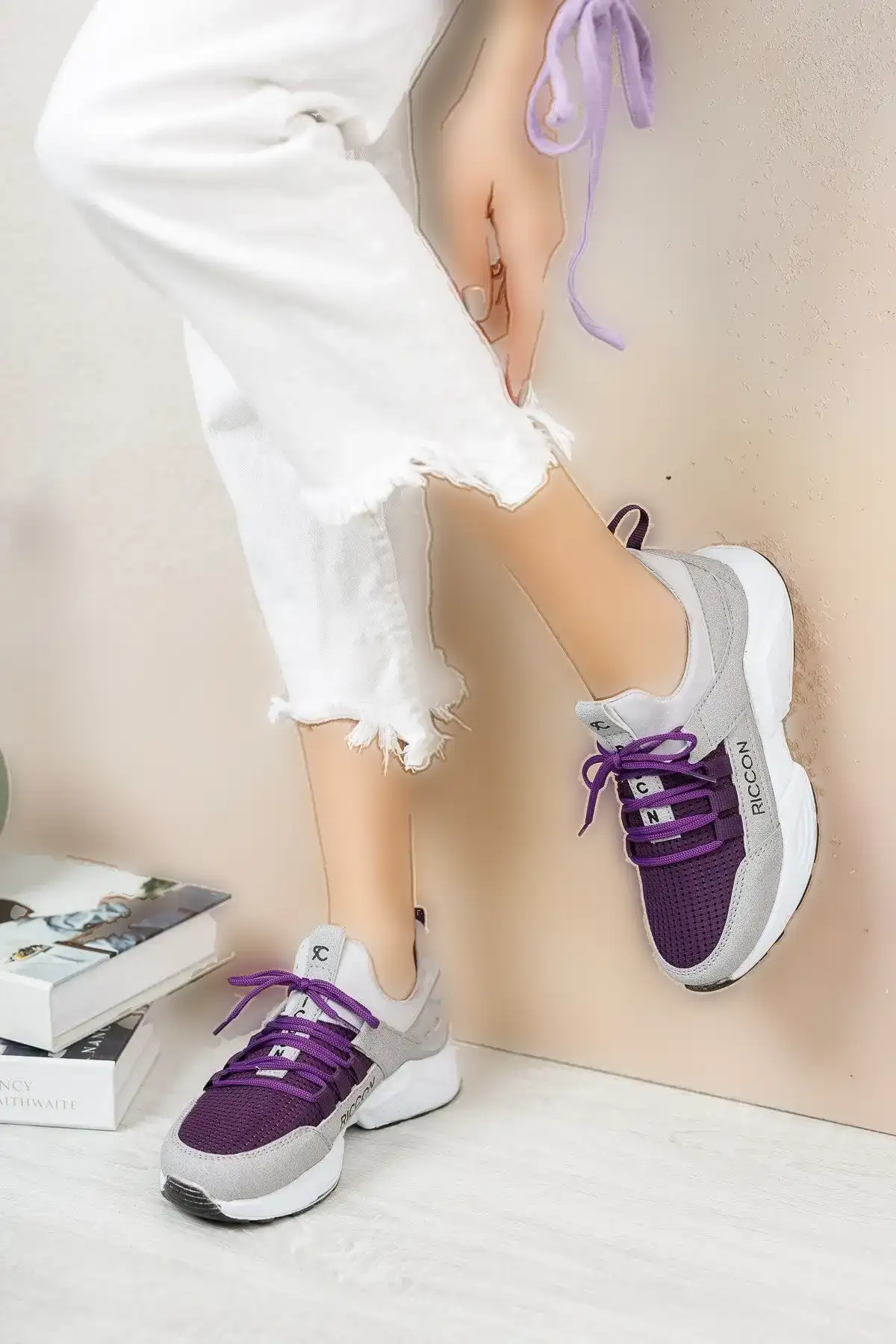 کفش کتانی بنفش یخی زنانه 0012072 - 333 کفش کتانی بنفش یخی زنانه 0012072 - 333