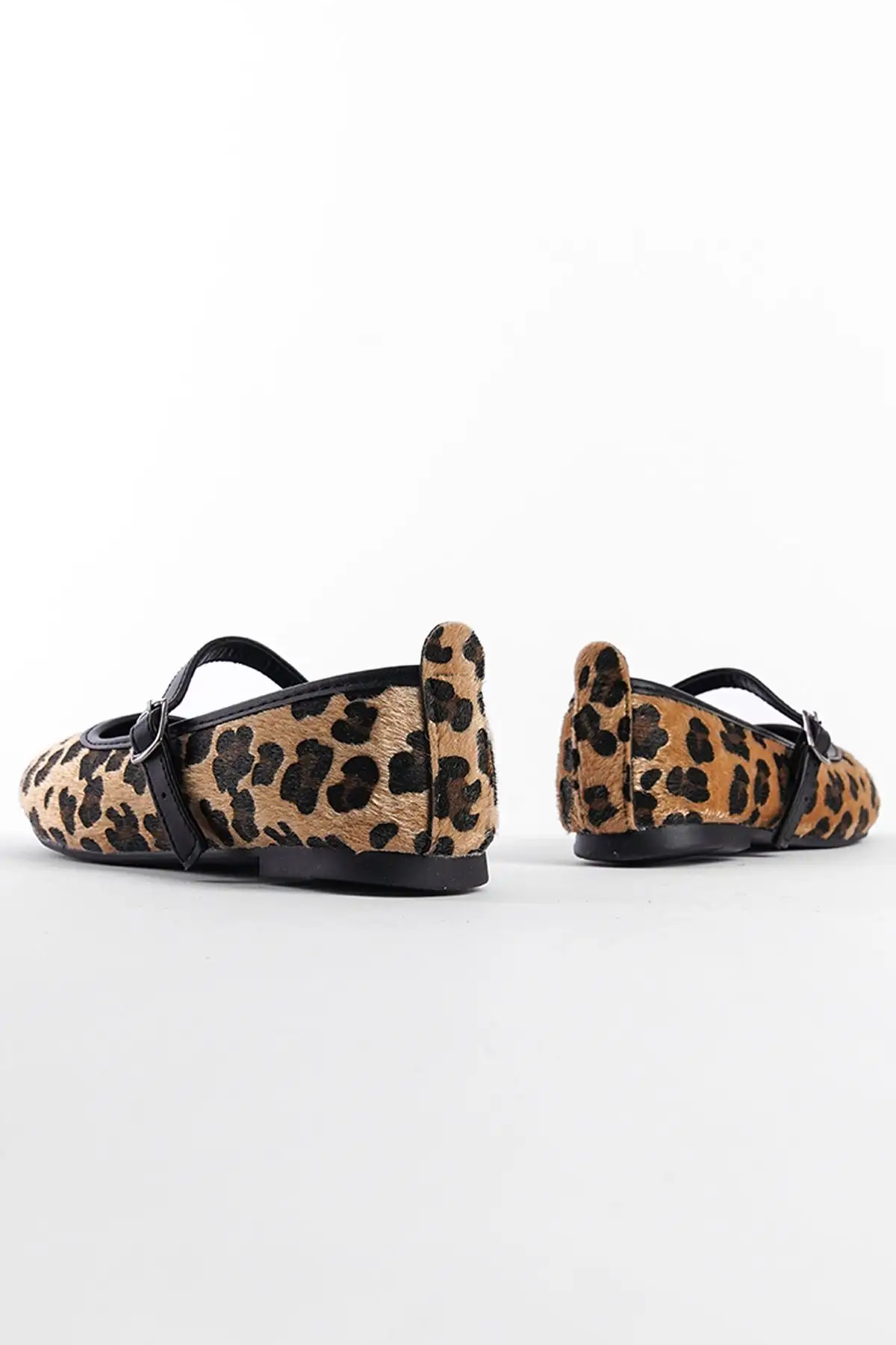 کفش تخت زنانه هانا ترند - 801 کفش تخت زنانه هانا ترند - 801