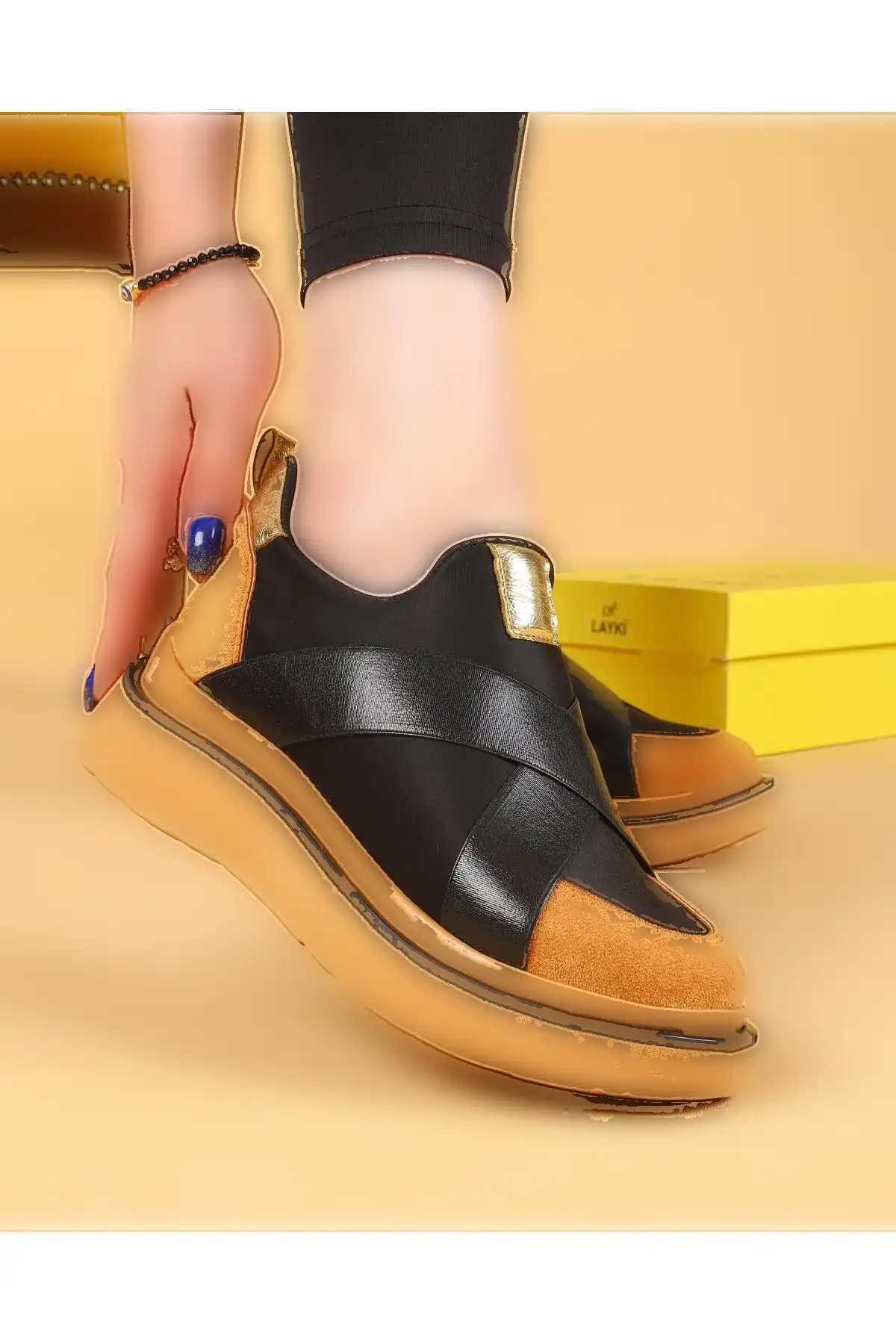 کفش پیاده روی پارچه ای چتر نجات مشکی و خرمایی رنگ مشکی نسیکا - 356 کفش پیاده روی پارچه ای چتر نجات مشکی و خرمایی رنگ مشکی نسیکا - 356