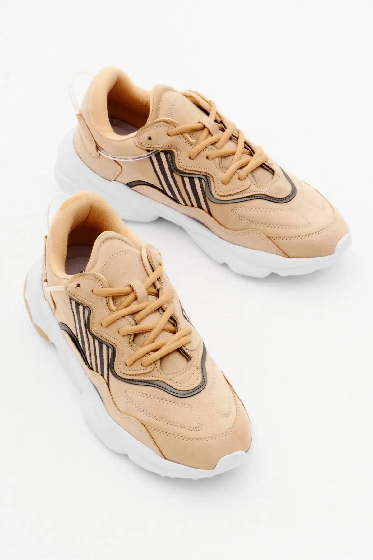 کفش اسپرت یونیسکس بژ Tb248 - 543 کفش اسپرت یونیسکس بژ Tb248 - 543