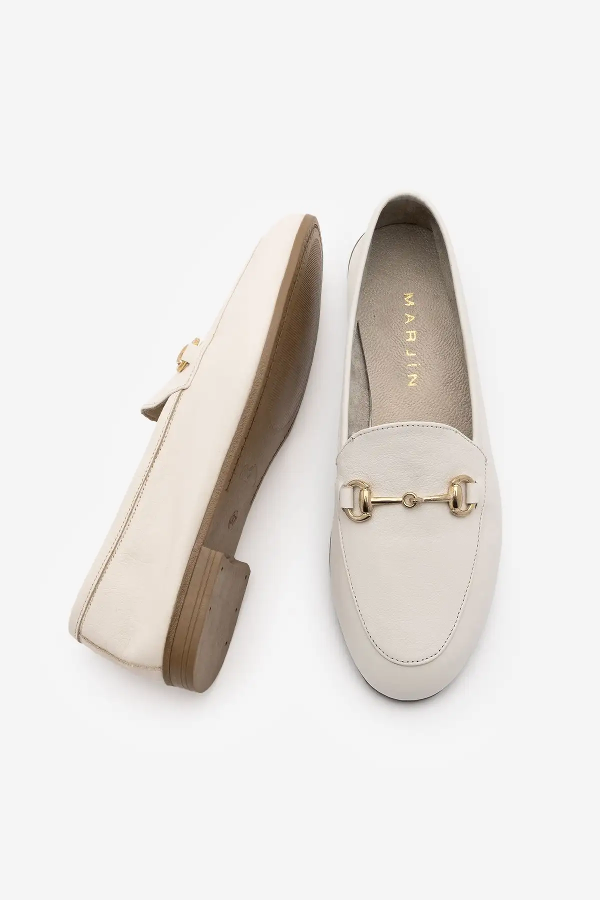 کفش راحتی زنجیر چرم اصل زنانه تانل بژ - 857 کفش راحتی زنجیر چرم اصل زنانه تانل بژ - 857