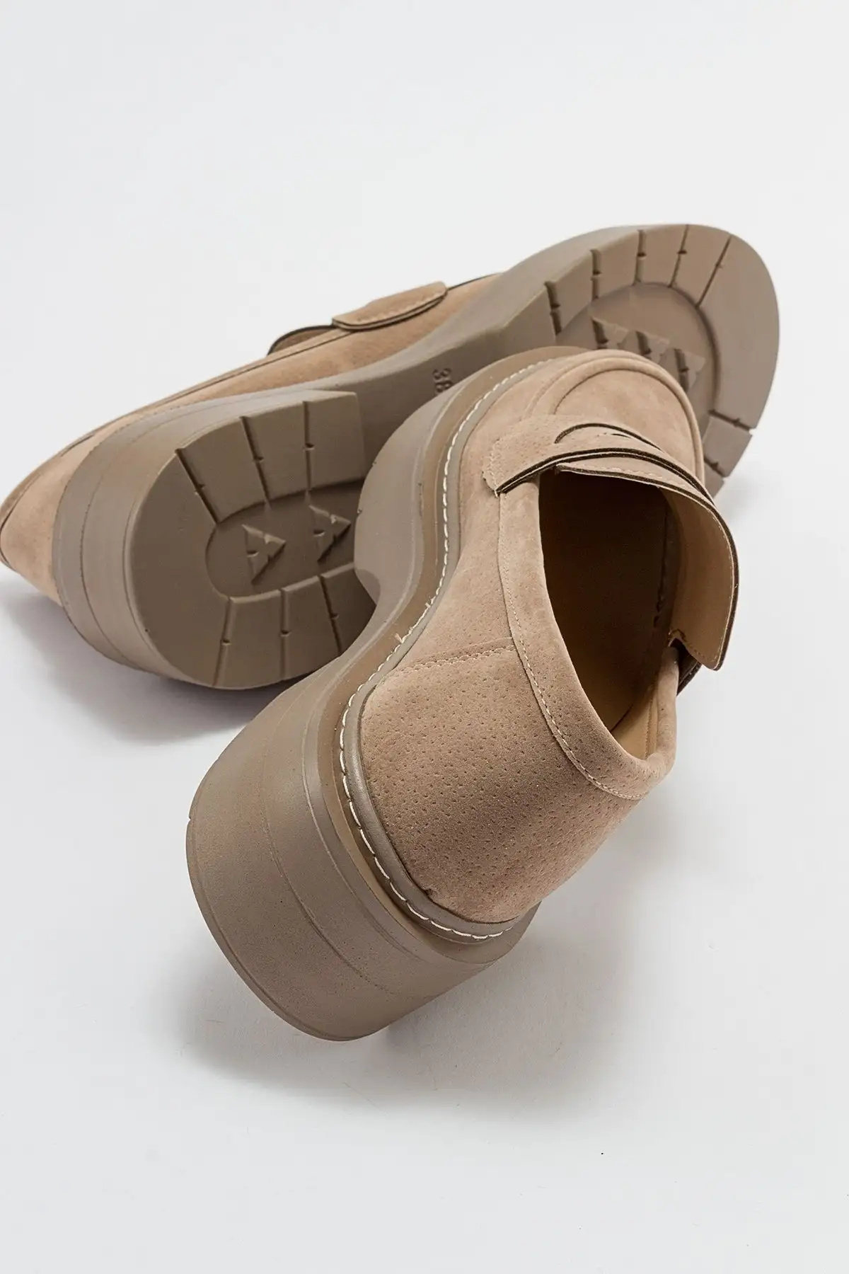 کفش راحتی زنانه جیر بژ تیره - 1274 کفش راحتی زنانه جیر بژ تیره - 1274