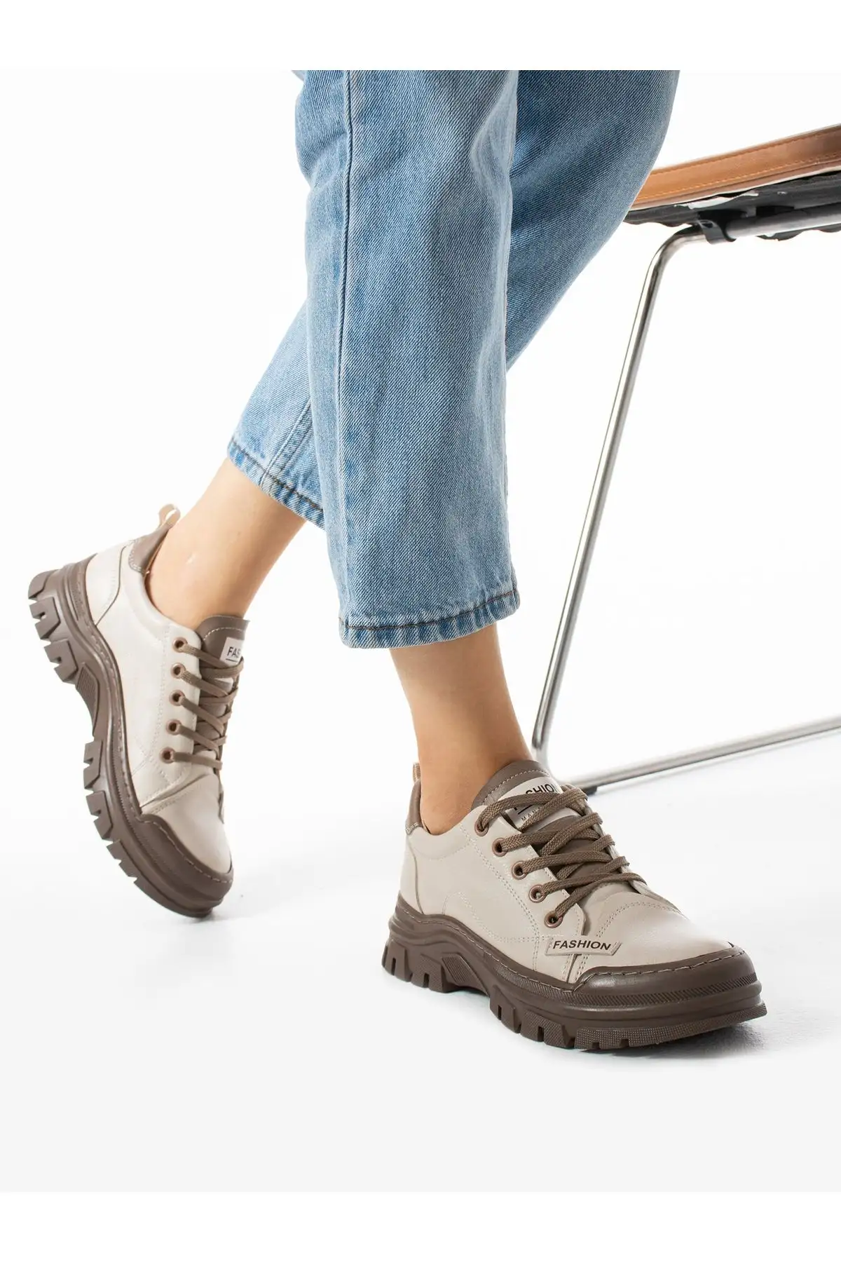 کفش کتانی زنانه کرم توری DESI - 40 کفش کتانی زنانه کرم توری DESI - 40