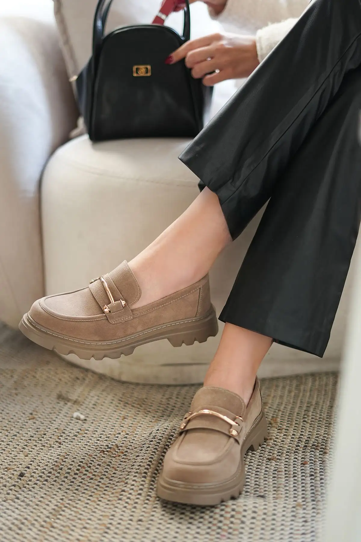 کفش راحتی زنانه زنجیر ضخیم زنجیر زولز مینک - 1276 کفش راحتی زنانه زنجیر ضخیم زنجیر زولز مینک - 1276