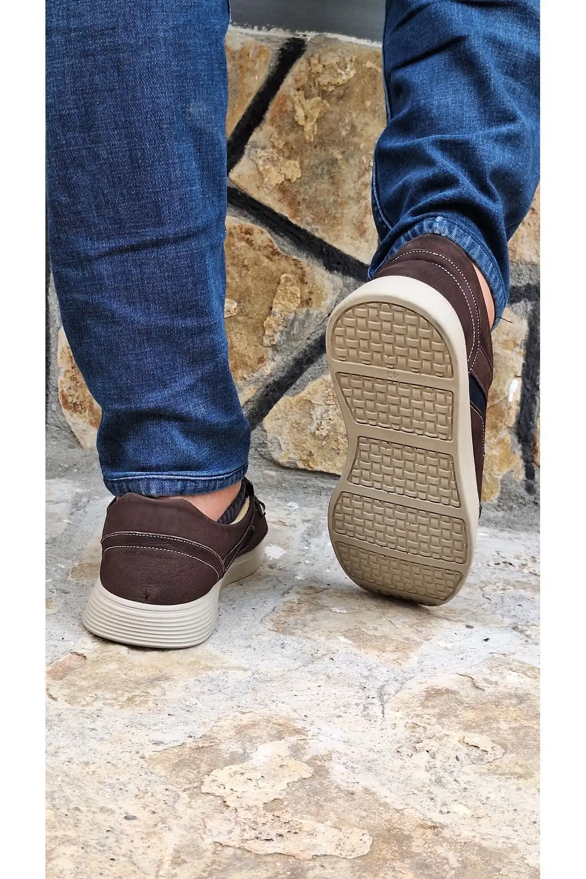 کفش مردانه روزانه چرمی نوبوک - 694 کفش مردانه روزانه چرمی نوبوک - 694