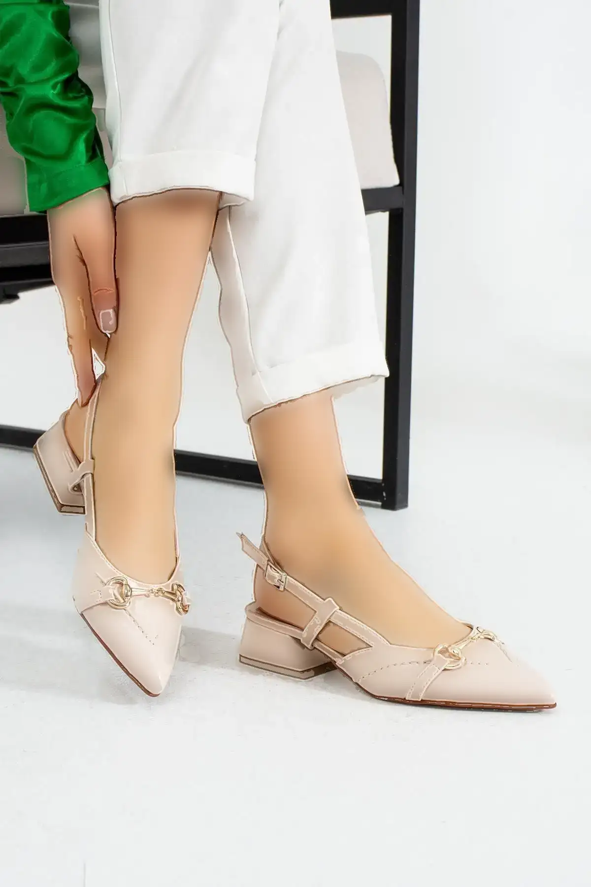 سنگ کمربند پارچه ای کرم پوست لمینا بالرین زنانه با جزئیات - 861 سنگ کمربند پارچه ای کرم پوست لمینا بالرین زنانه با جزئیات - 861