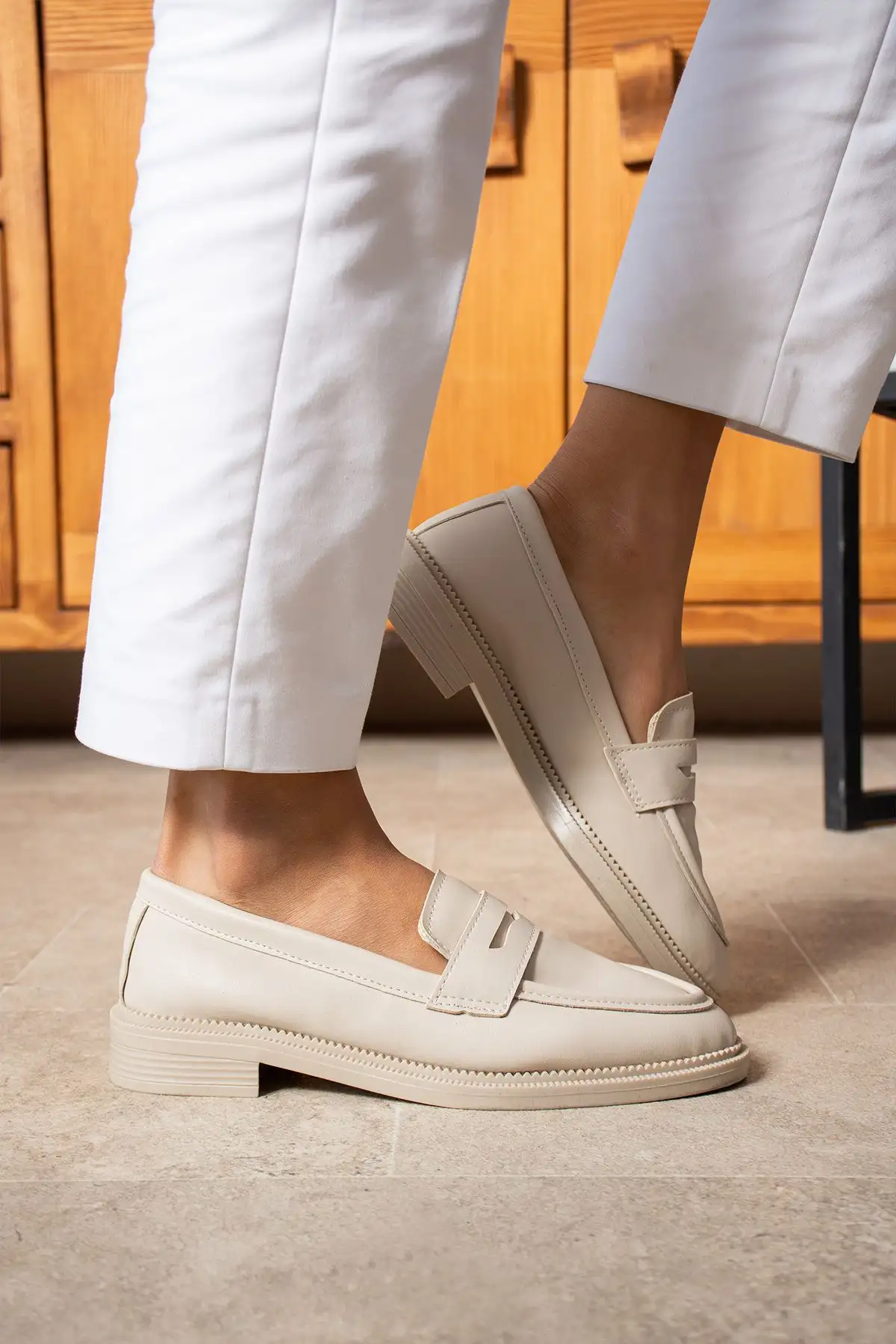 رنگ پوست زنانه کفش راحت روزانه موکاسین کلاسیک لوفر - 684 رنگ پوست زنانه کفش راحت روزانه موکاسین کلاسیک لوفر - 684