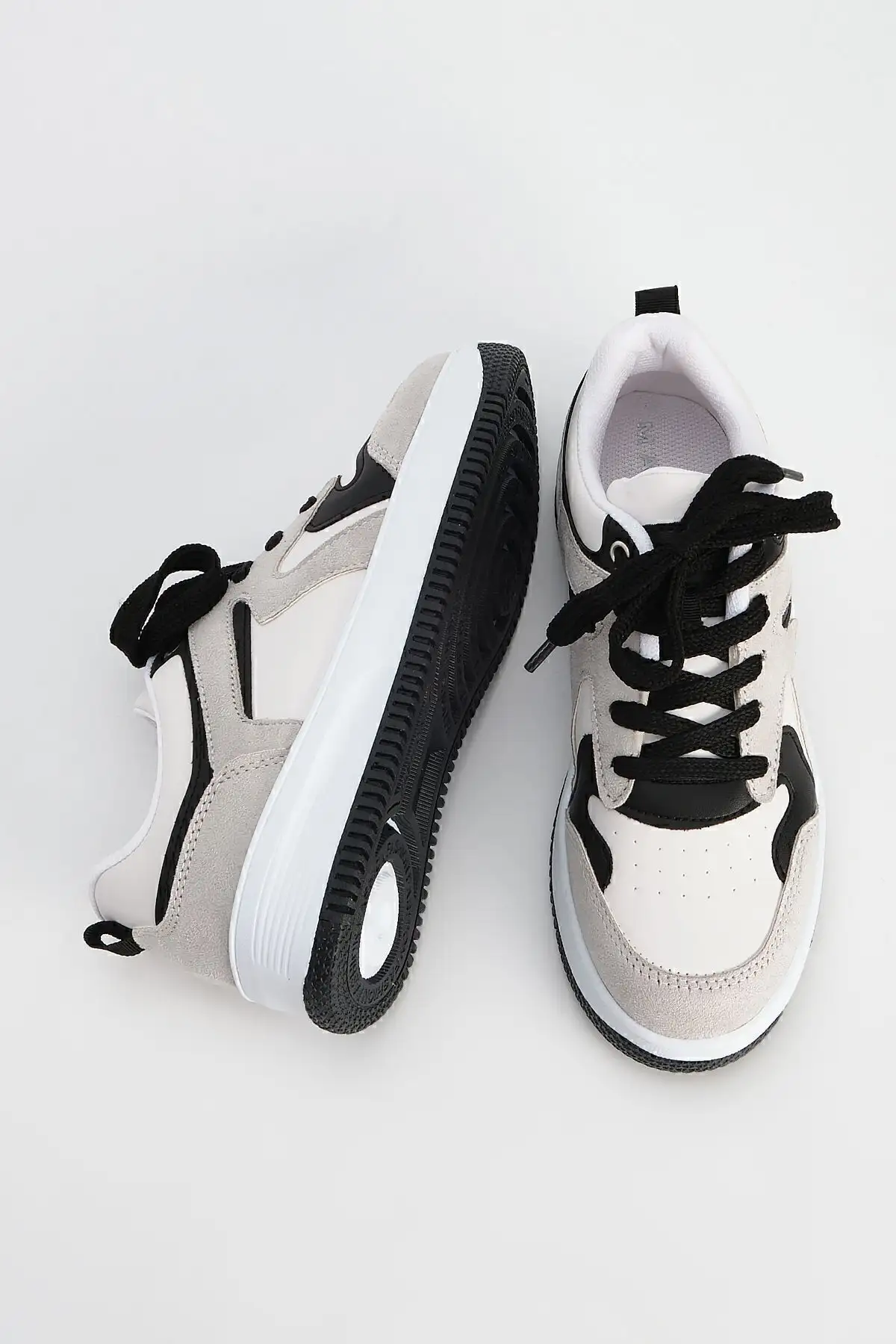 کفش کتانی زنانه زیره بلند اسپرت جیر خاکستری آریانا - 331