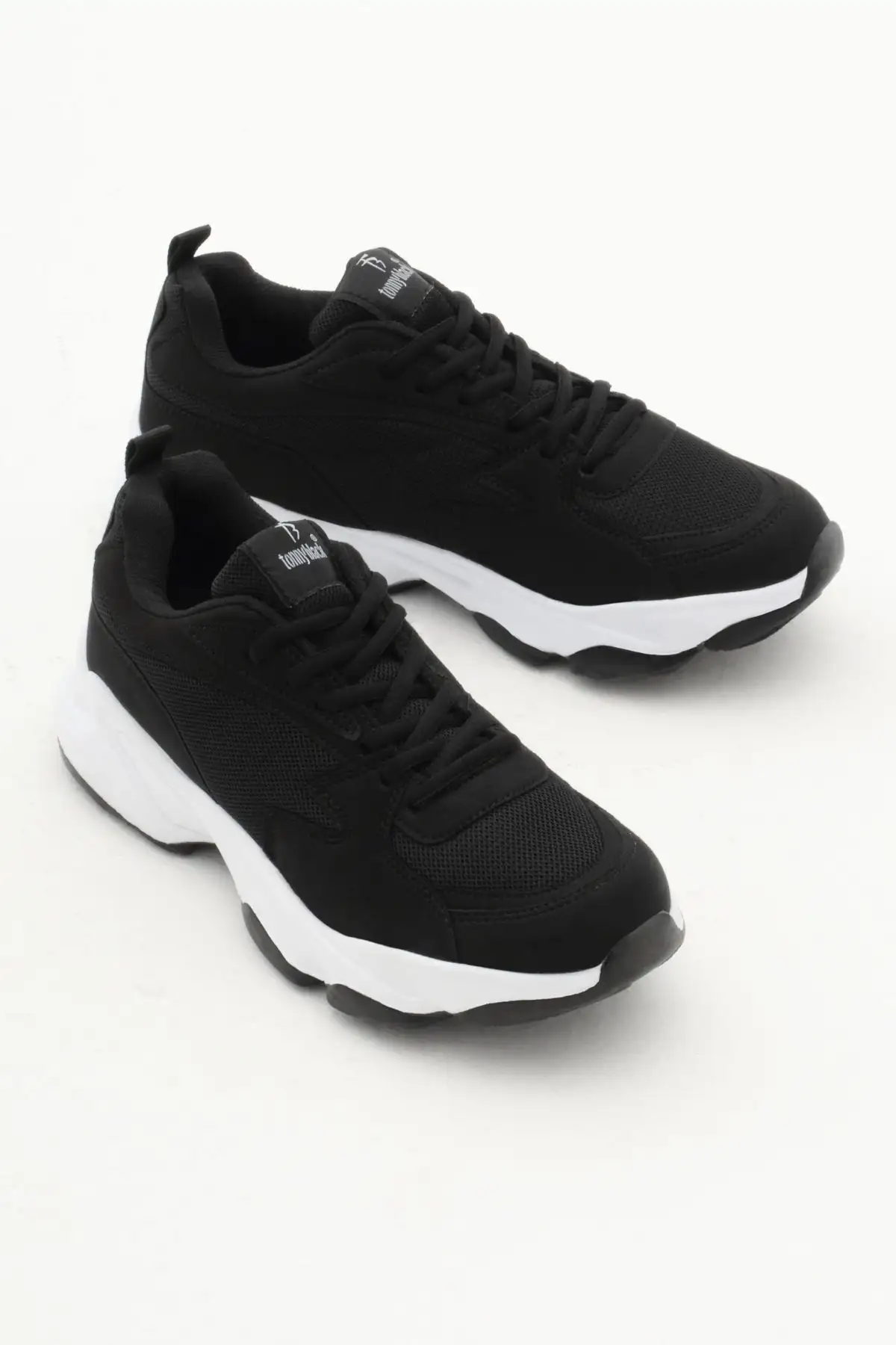 کفش اسپرت یونیسکس مشکی سفید Zyp - 284 کفش اسپرت یونیسکس مشکی سفید Zyp - 284