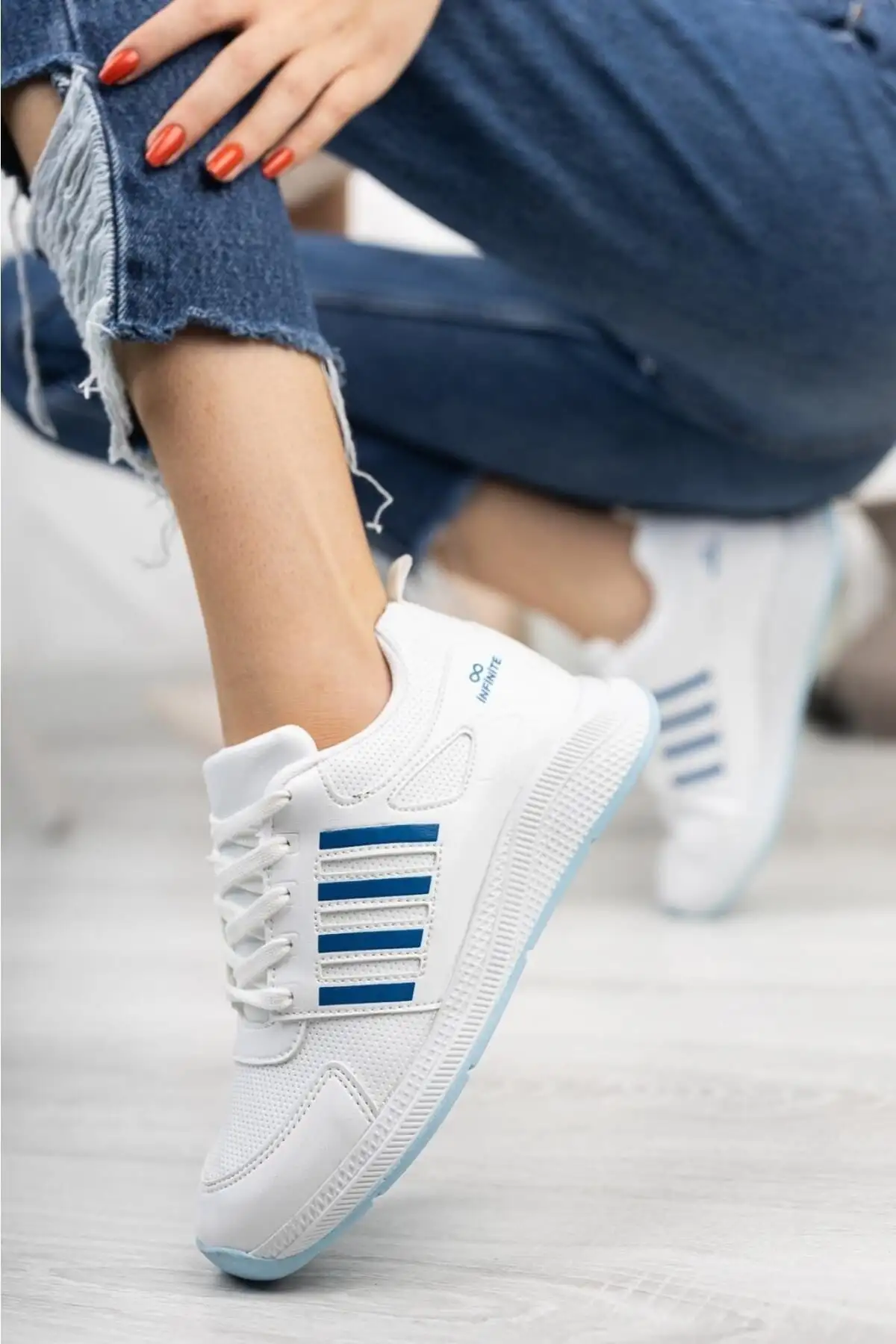 آبی - کفش اسپرت زنانه - 35 آبی - کفش اسپرت زنانه - 35