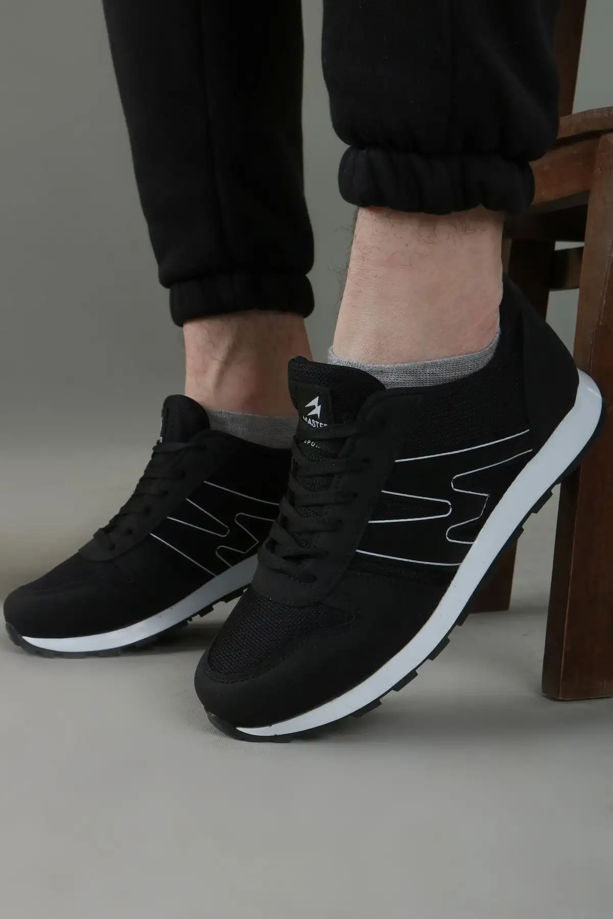 کفش ورزشی کتانی راحت تنفسی و انعطاف پذیر بنددار وسط پدیک مفید - 473 کفش ورزشی کتانی راحت تنفسی و انعطاف پذیر بنددار وسط پدیک مفید - 473