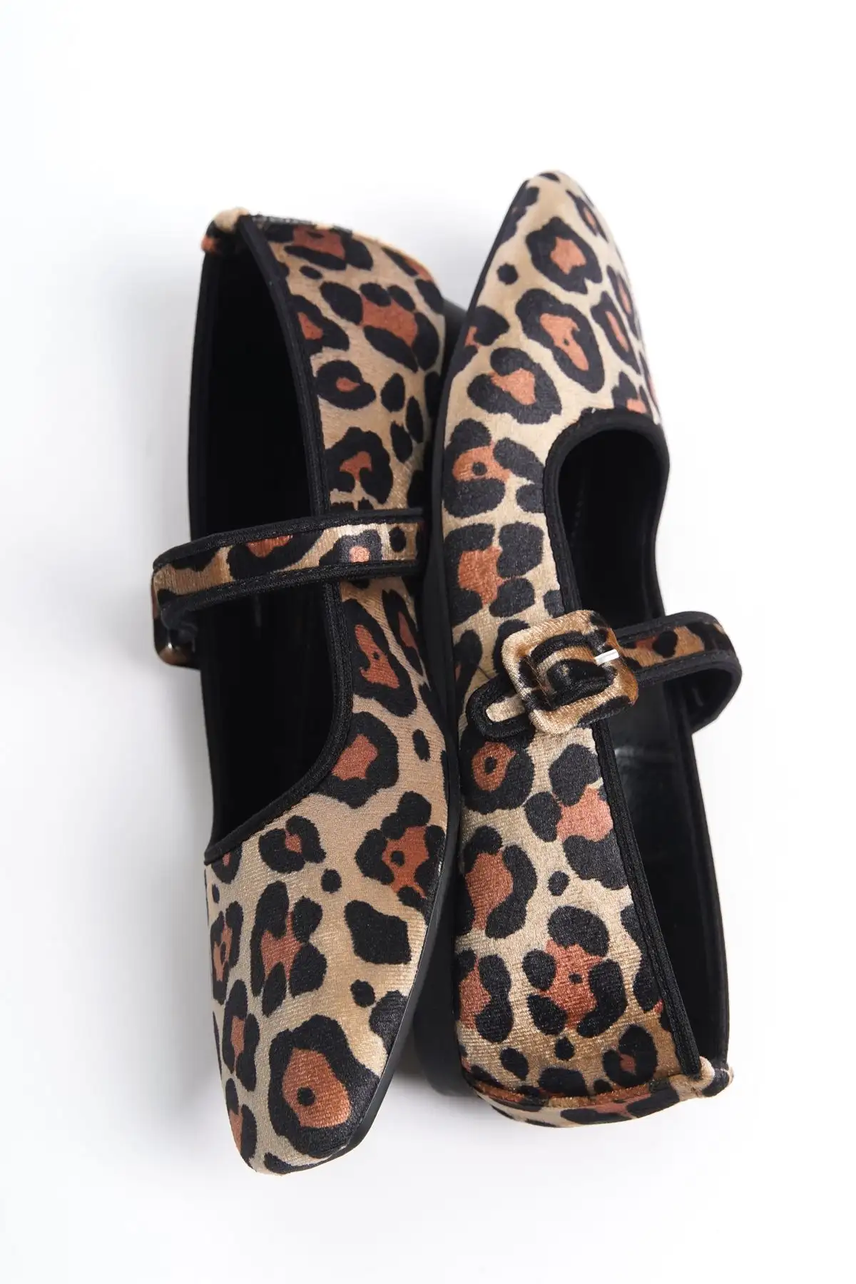 بالرین مخملی پلنگی با جزئیات سگک زنانه - 1335 بالرین مخملی پلنگی با جزئیات سگک زنانه - 1335