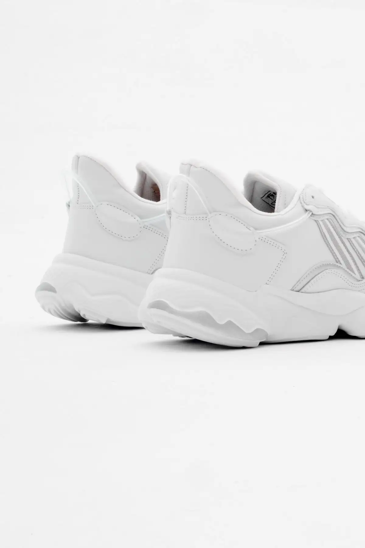 کفش ورزشی یونیسکس سفید پوست Tb248 - 337 کفش ورزشی یونیسکس سفید پوست Tb248 - 337