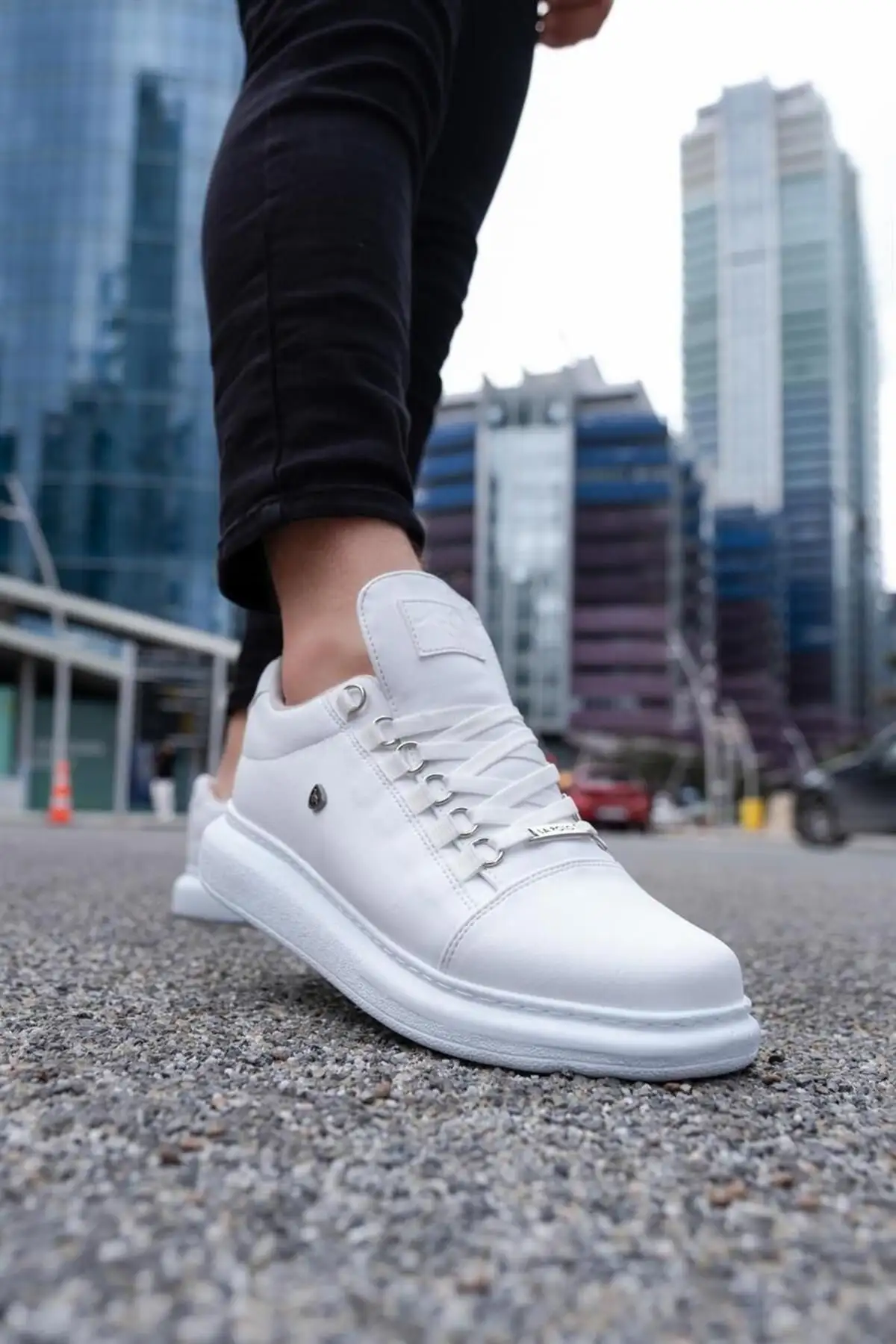 کفش راحتی مردانه زیره سفید رنگ سفید 055 - 517 کفش راحتی مردانه زیره سفید رنگ سفید 055 - 517