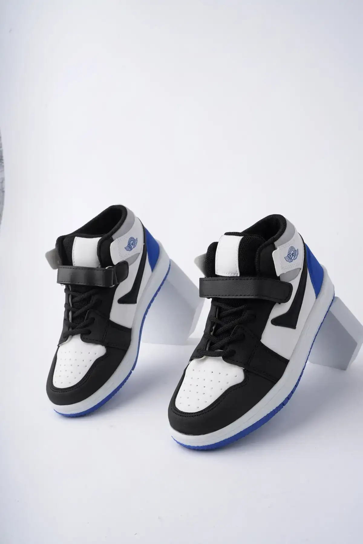 کفش کتانی اسپرت بچه گانه یونیسکس ساکس تاپ بلند - 160 کفش کتانی اسپرت بچه گانه یونیسکس ساکس تاپ بلند - 160