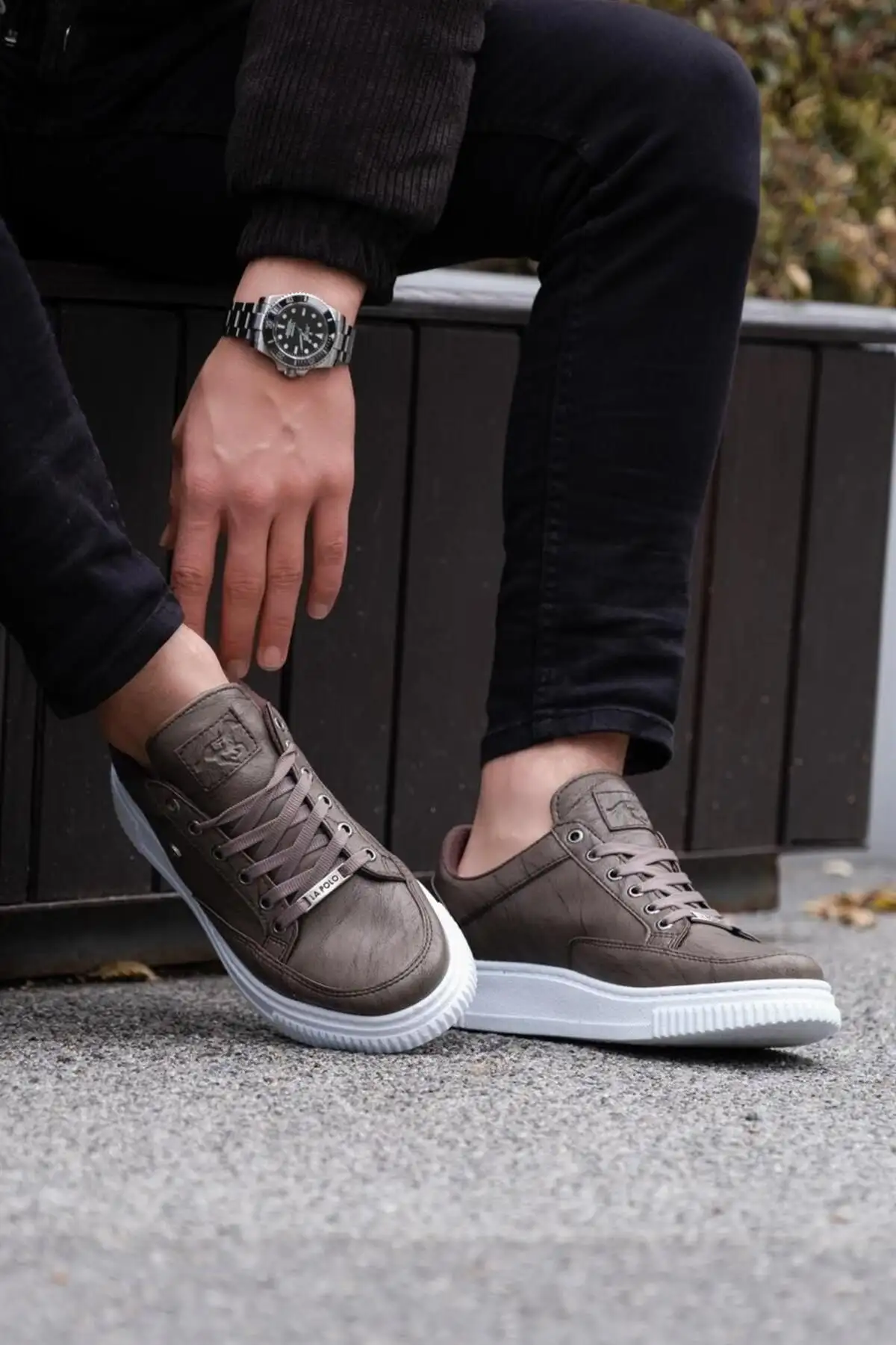 قهوه ای - 039 کفش اسپرت مردانه - 282 قهوه ای - 039 کفش اسپرت مردانه - 282