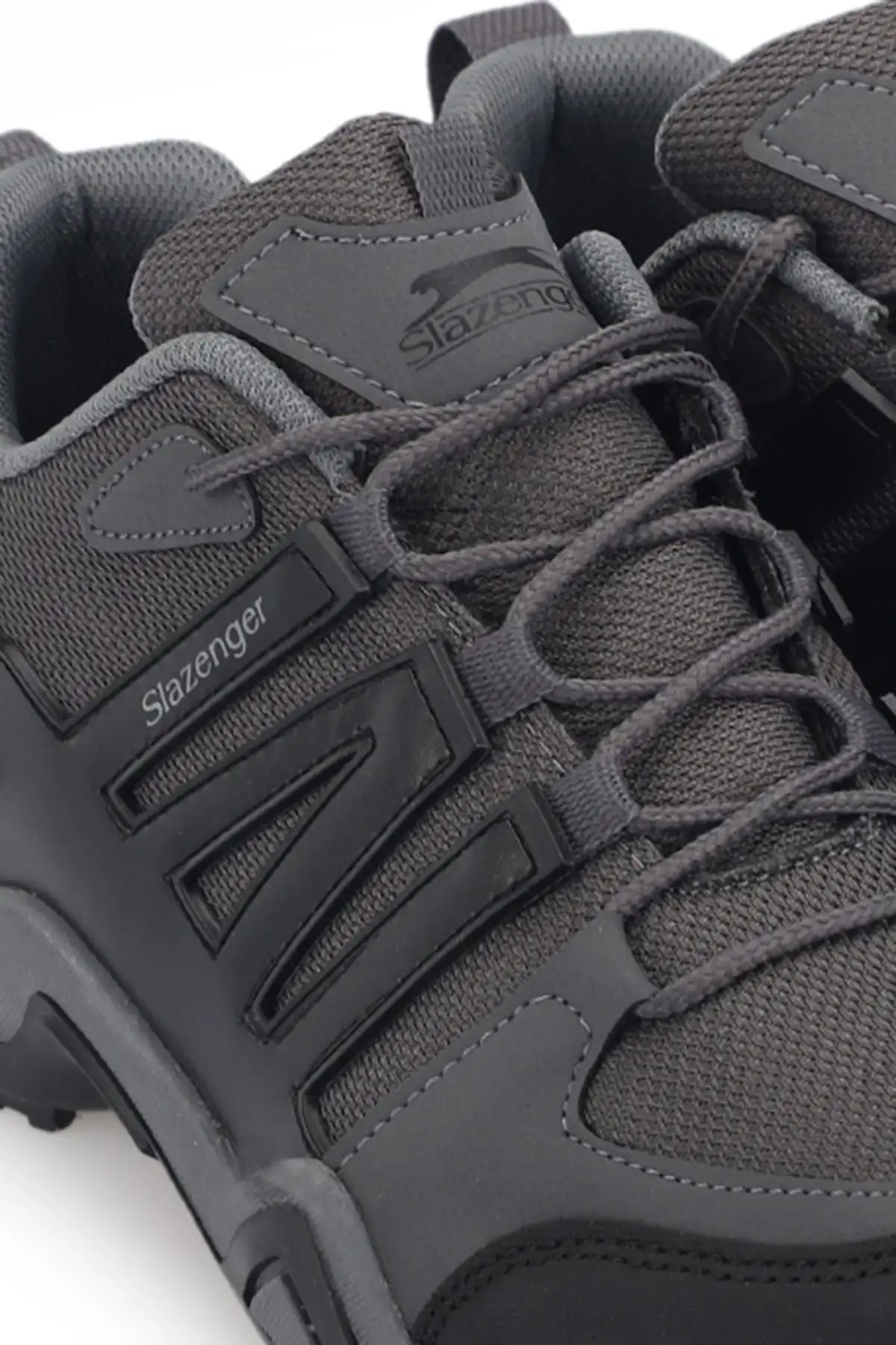 کفش ورزشی زمستانی مردانه جنرال خاکستری Sa21oe027-500 - 750 کفش ورزشی زمستانی مردانه جنرال خاکستری Sa21oe027-500 - 750