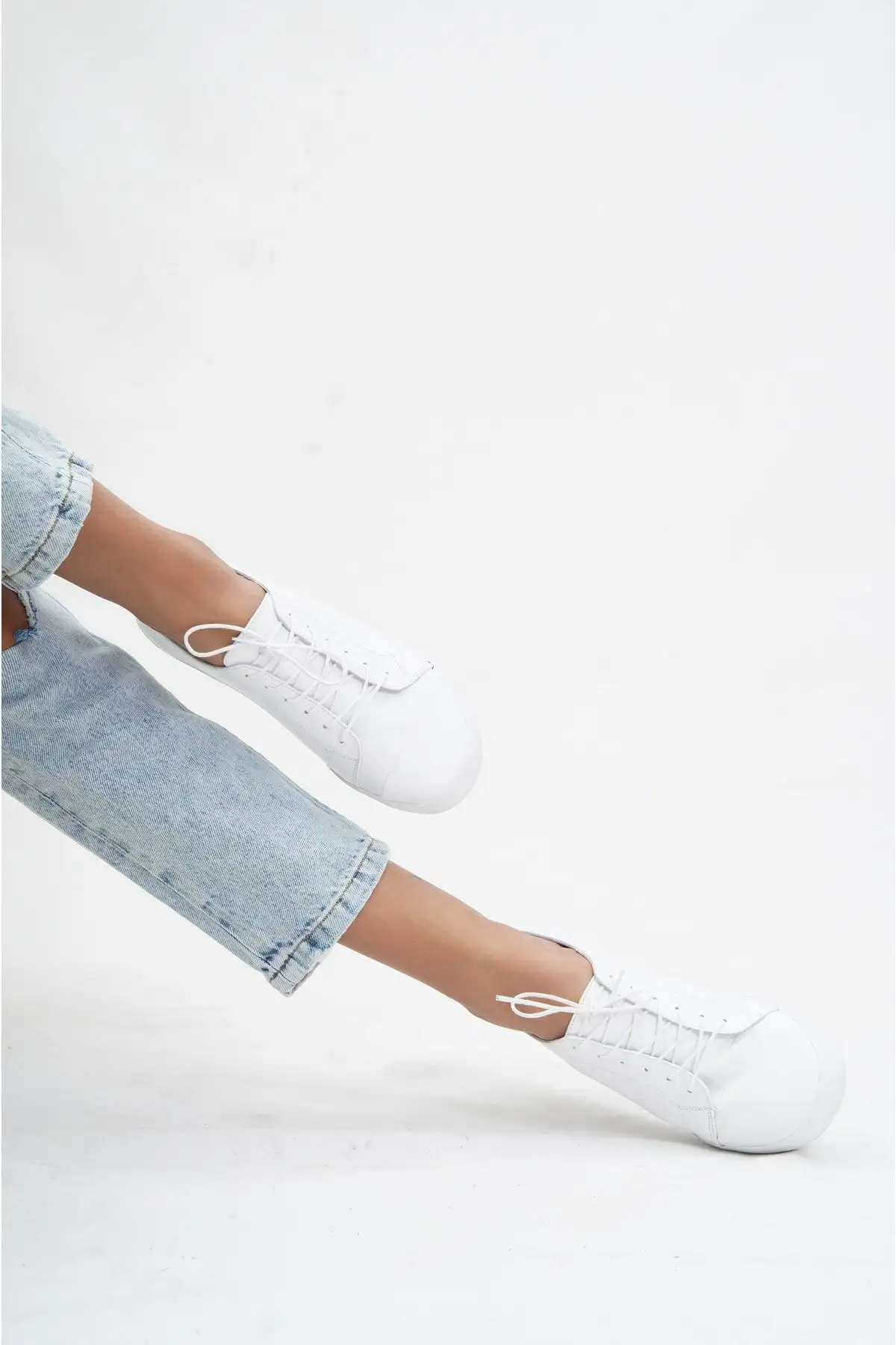 کفش راحتی زنانه چرم سفید چرم اصل Trc-0503 - 1292 کفش راحتی زنانه چرم سفید چرم اصل Trc-0503 - 1292