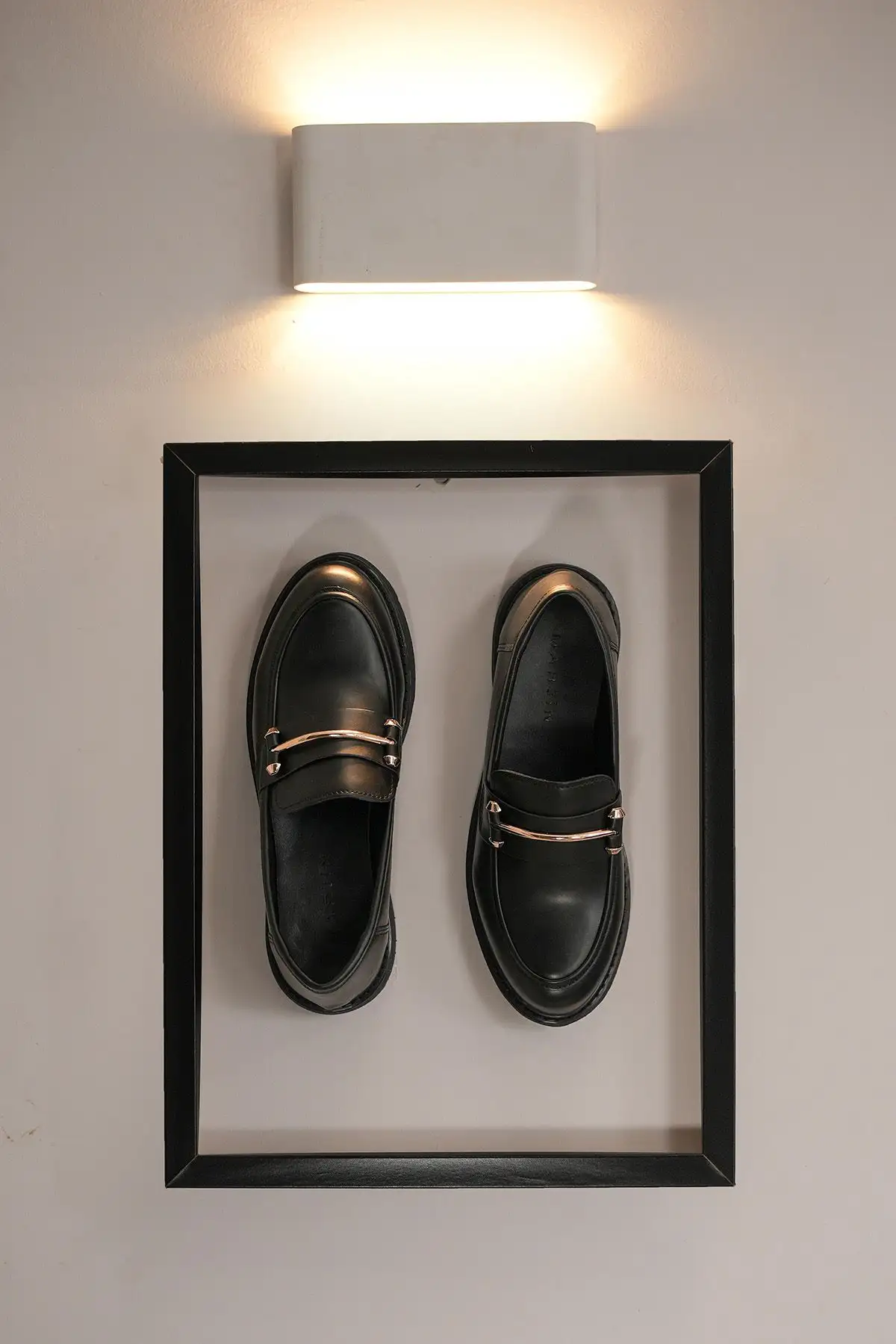 کفش زنانه کت و شلواری زنانه سگک روزانه Forye Black - 851 کفش زنانه کت و شلواری زنانه سگک روزانه Forye Black - 851