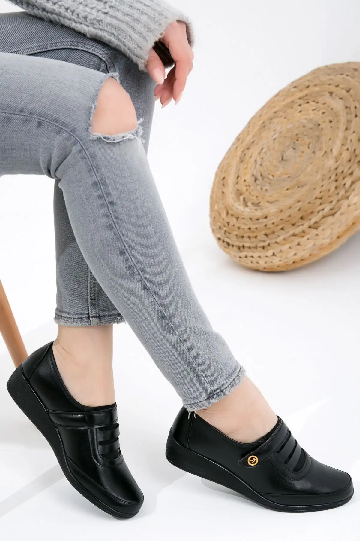 کفش کلاسیک مشکی زنانه کفش مادر ارتوپدی کفش مادر بالرین کفش راحتی زنانه مادر - 776 کفش کلاسیک مشکی زنانه کفش مادر ارتوپدی کفش مادر بالرین کفش راحتی زنانه مادر - 776