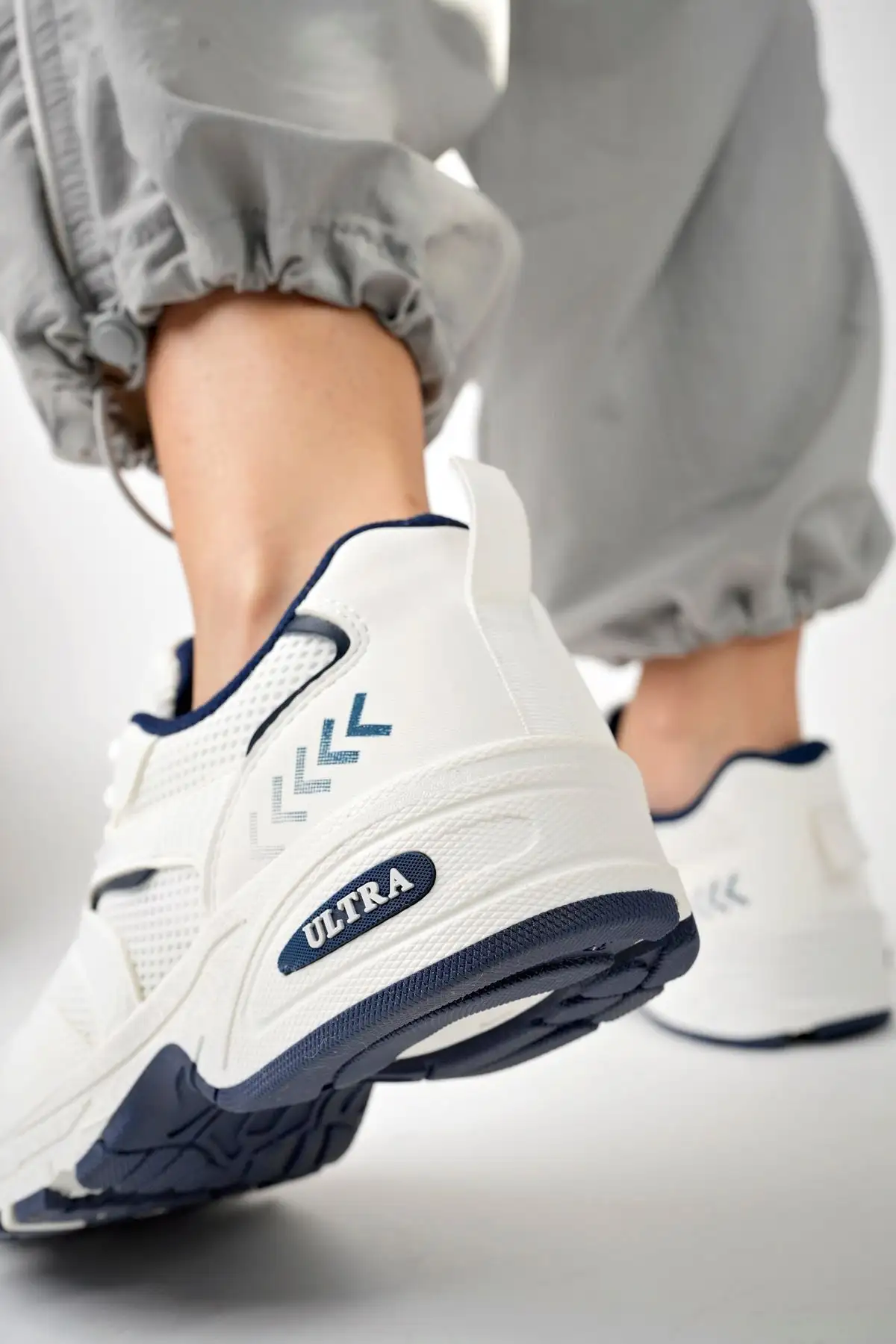 کفش راحتی زنانه سفید - 324 کفش راحتی زنانه سفید - 324