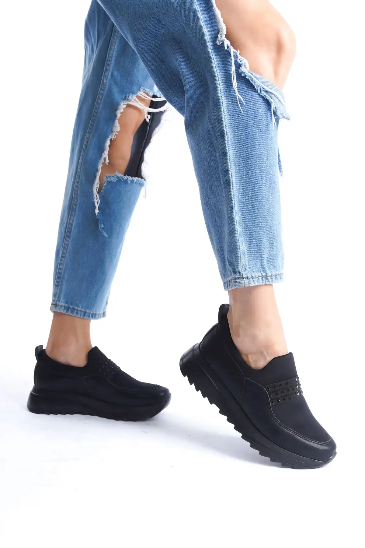 کفش ورزشی گاه به گاه چرمی ضخیم بدون بند DEL'SOLERA - 1229 کفش ورزشی گاه به گاه چرمی ضخیم بدون بند DEL'SOLERA - 1229