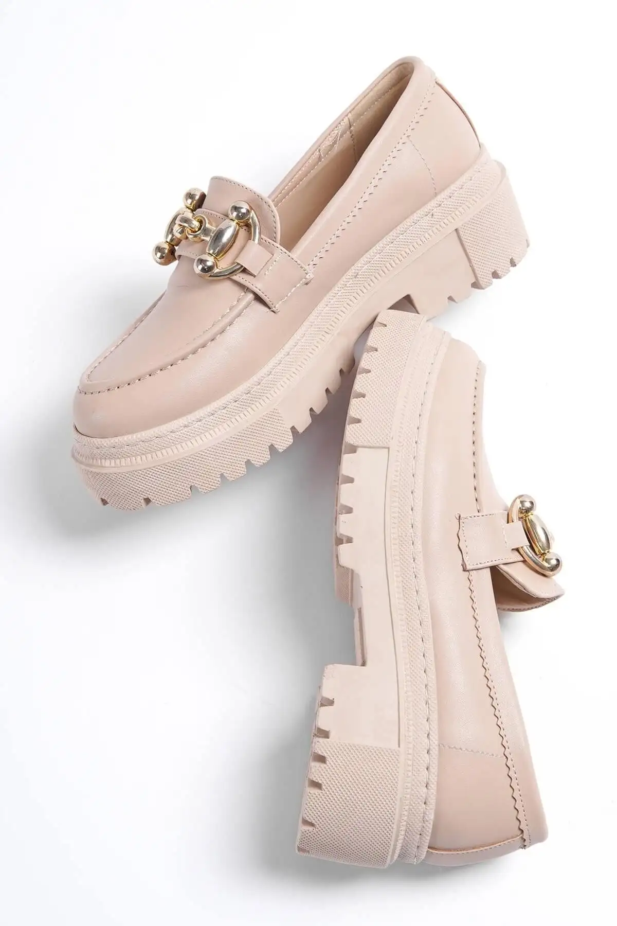 كفش ضخيم زنانه كفش موكاسين Gc بژ سگك طلا - 792 كفش ضخيم زنانه كفش موكاسين Gc بژ سگك طلا - 792