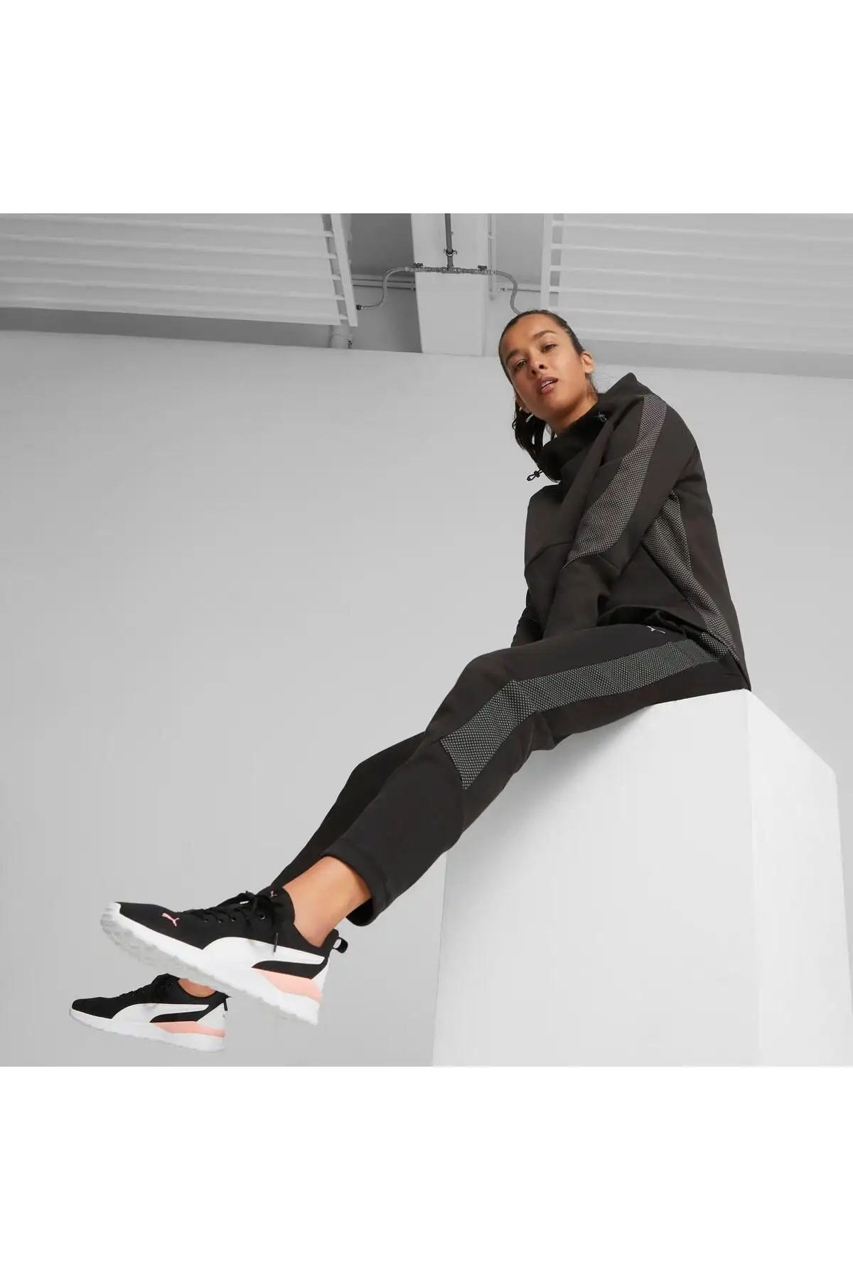 کفش دویدن مشکی Anzarun Lite Unisex - 1123 کفش دویدن مشکی Anzarun Lite Unisex - 1123