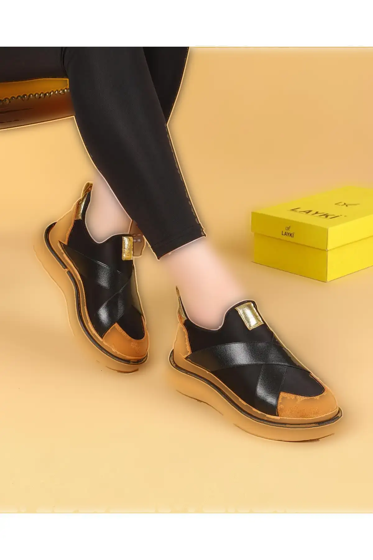 کفش پیاده روی پارچه ای چتر نجات مشکی و خرمایی رنگ مشکی نسیکا - 356 کفش پیاده روی پارچه ای چتر نجات مشکی و خرمایی رنگ مشکی نسیکا - 356